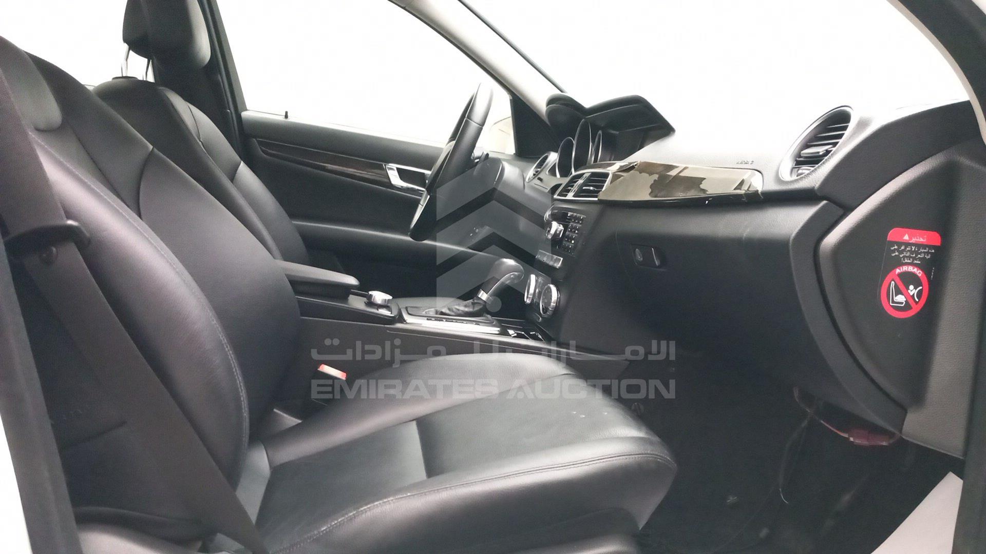 2013 MERCEDES C 200 VIN: WDDGF4JB3DA790095
