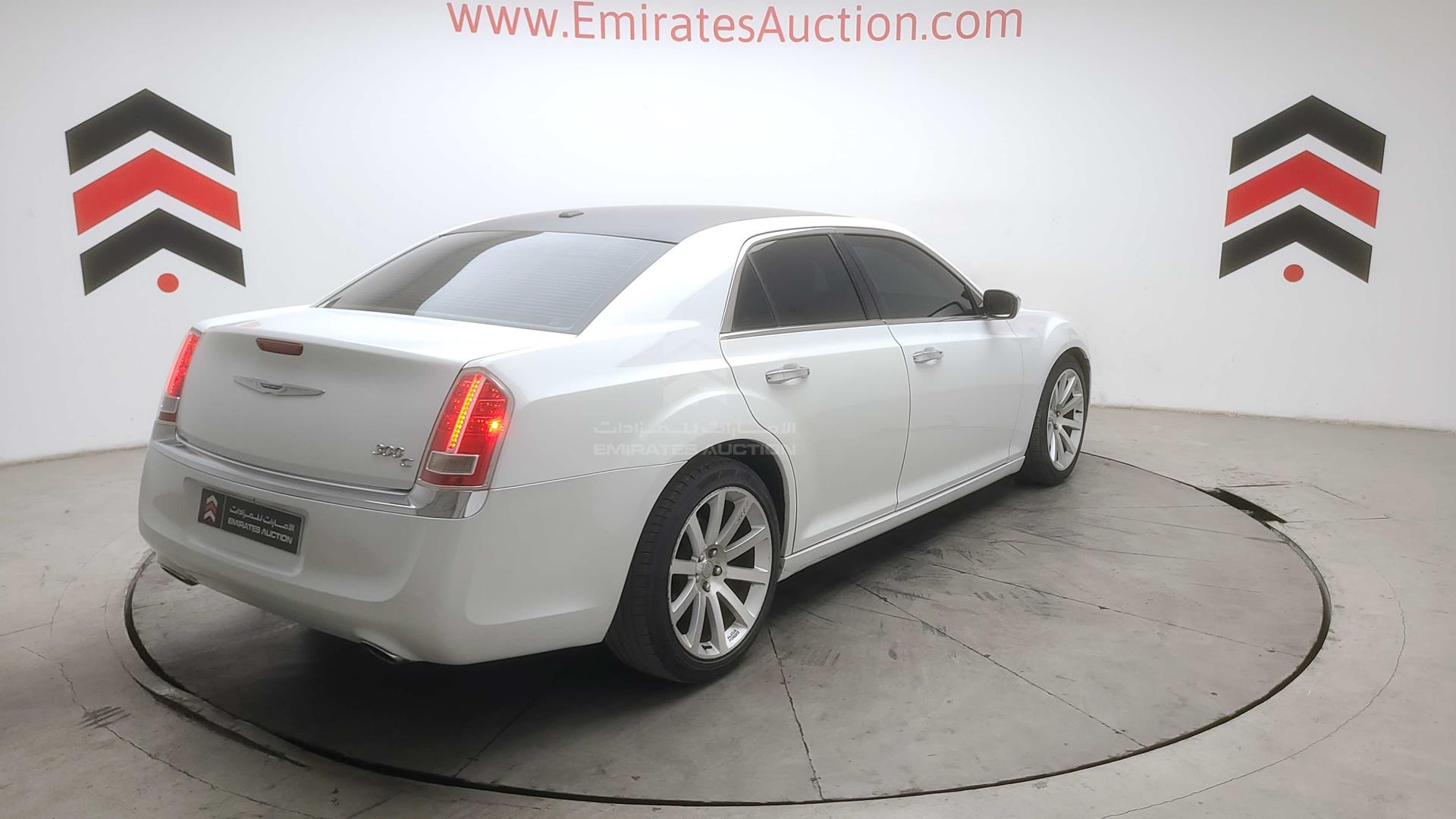 2013 CHRYSLER 300 C VIN: 2C3CCAET8DH644333