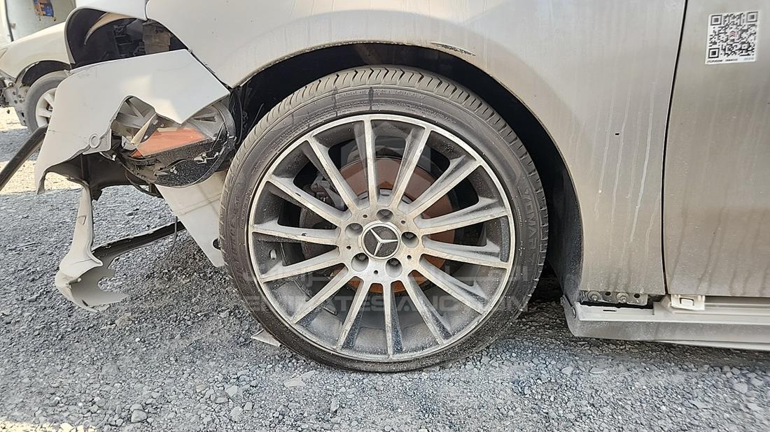 مرسيدس A220 2019 — الإطار الأمامي الأيسر — صورة 30
