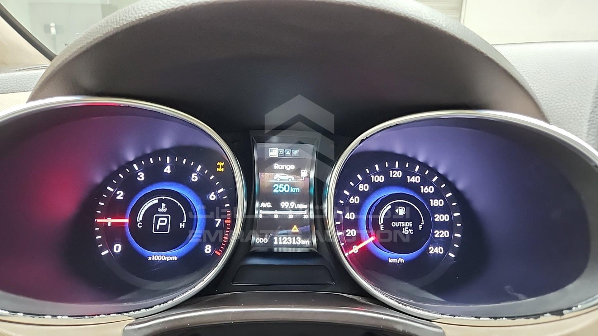 2016 HYUNDAI SANTA FE VIN: KMHSU81E7GU467114