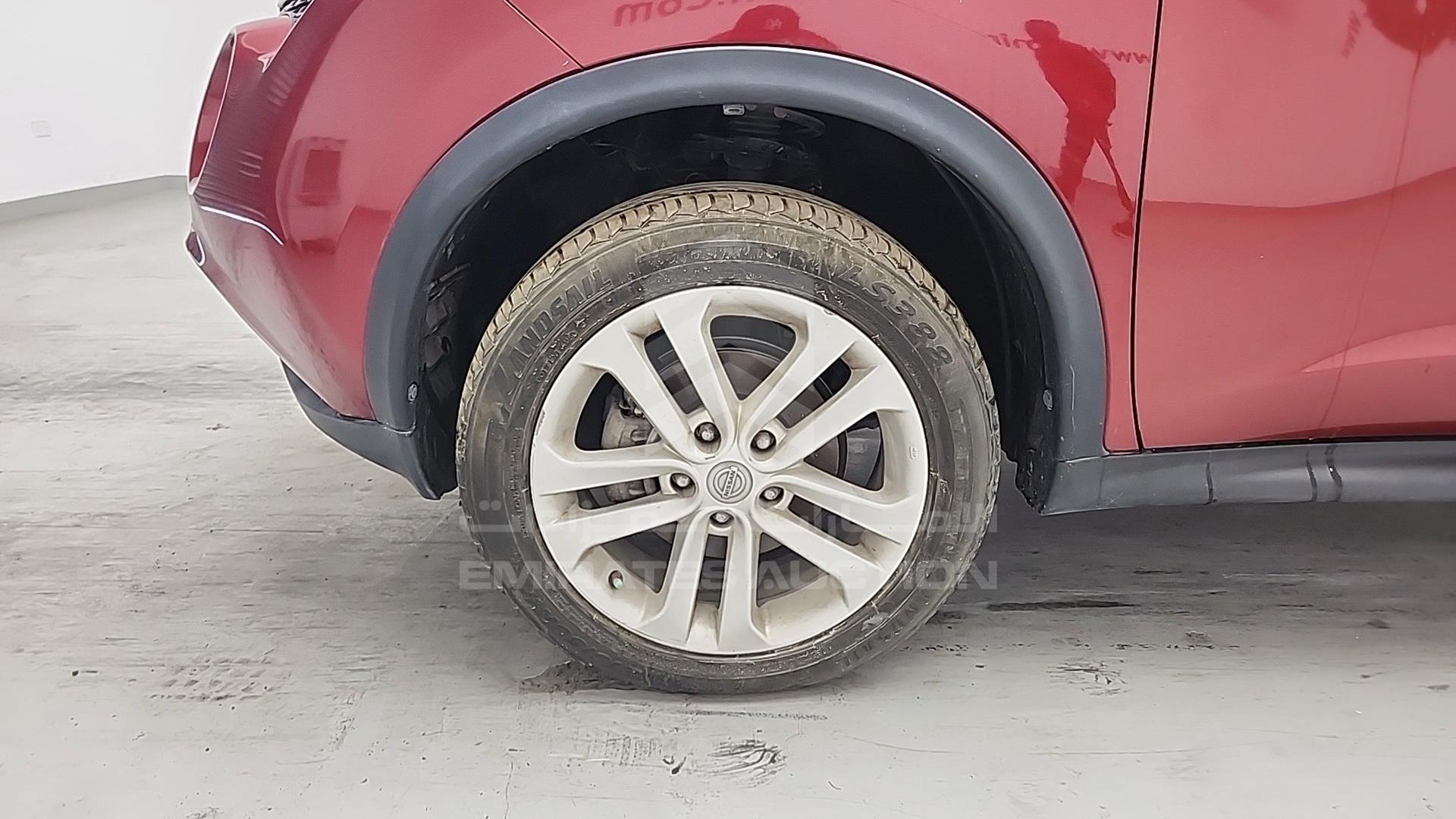 2015 NISSAN JUKE VIN: JN1BF5MD8FT310845