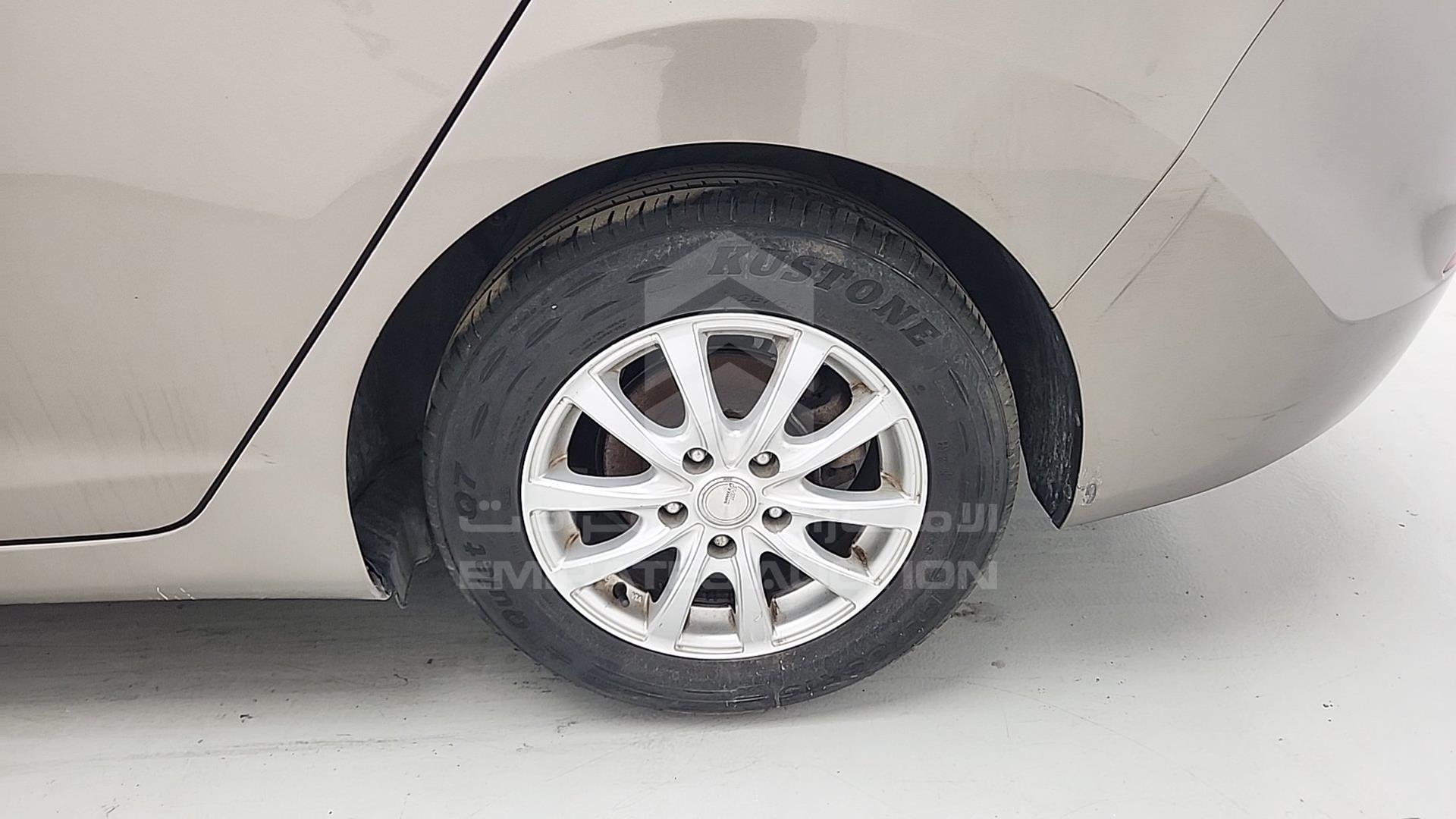 2015 HYUNDAI ELANTRA VIN: 5NPDH4AEXFH563922