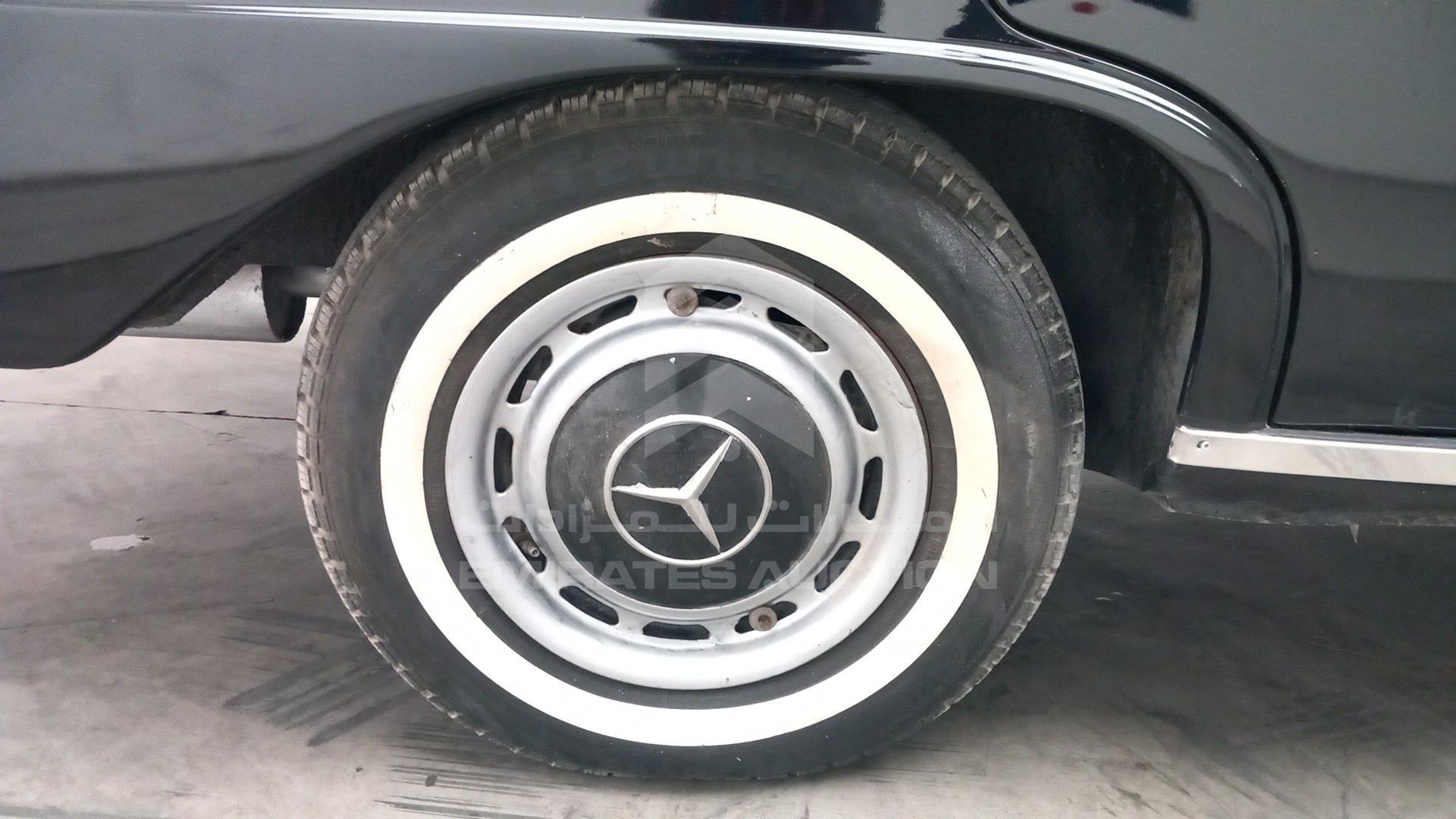 1965 MERCEDES 190 VIN: H001010124378