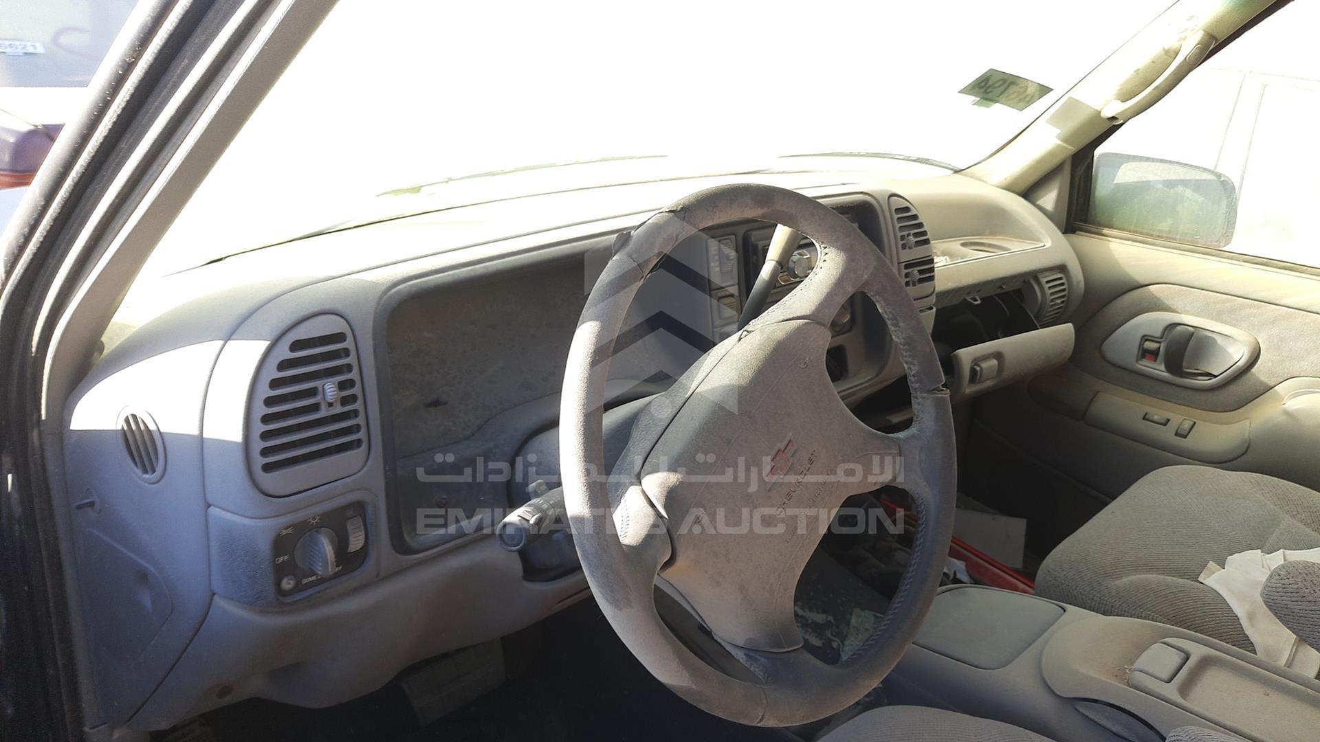 0 CHEVROLET TAHOE VIN: 1GNEK18K8SJ324491