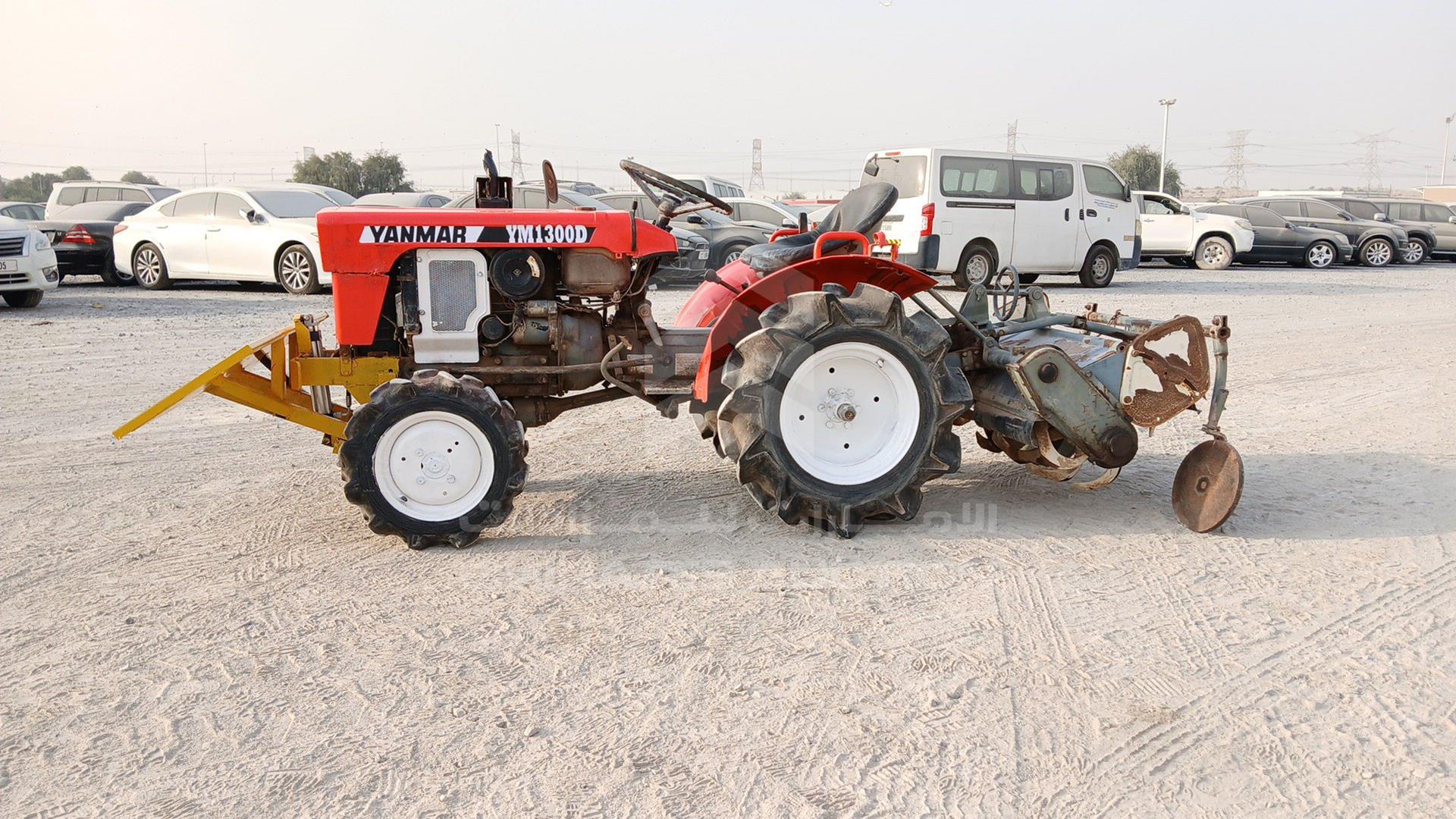 0 YANMAR --- VIN: YM1300D12005