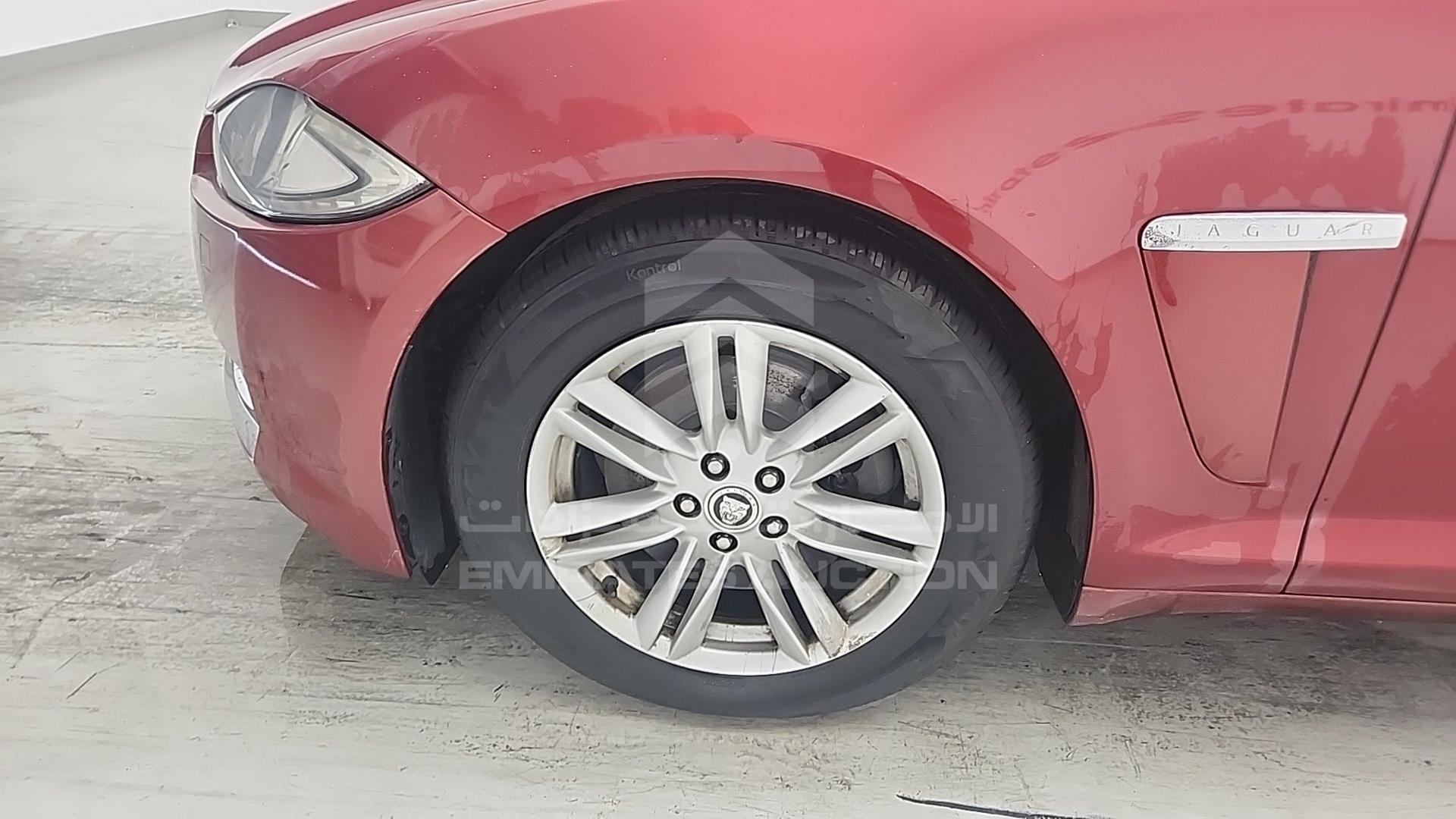 2012 JAGUAR XF VIN: SAJAA05D6CFS51203
