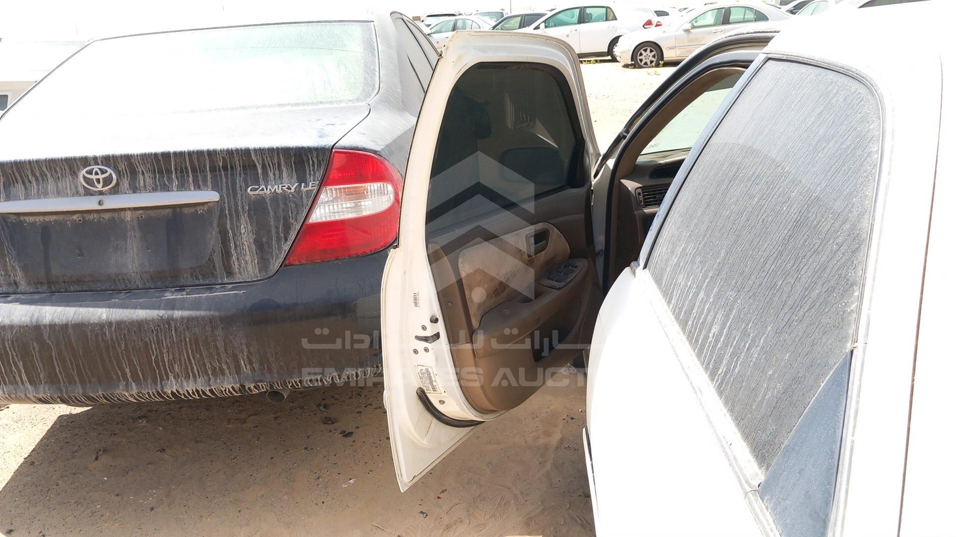 2000 TOYOTA CAMRY VIN: 4T1BG22K0YU993661