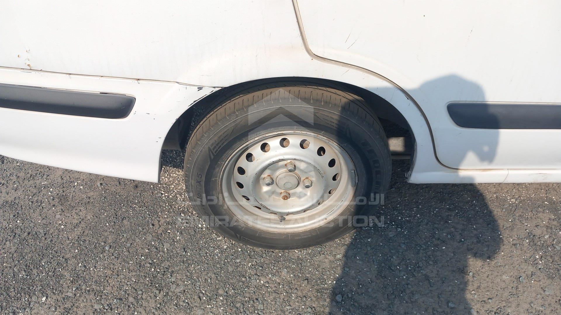 2002 NISSAN SUNNY VIN: JN1EN61S92W052983