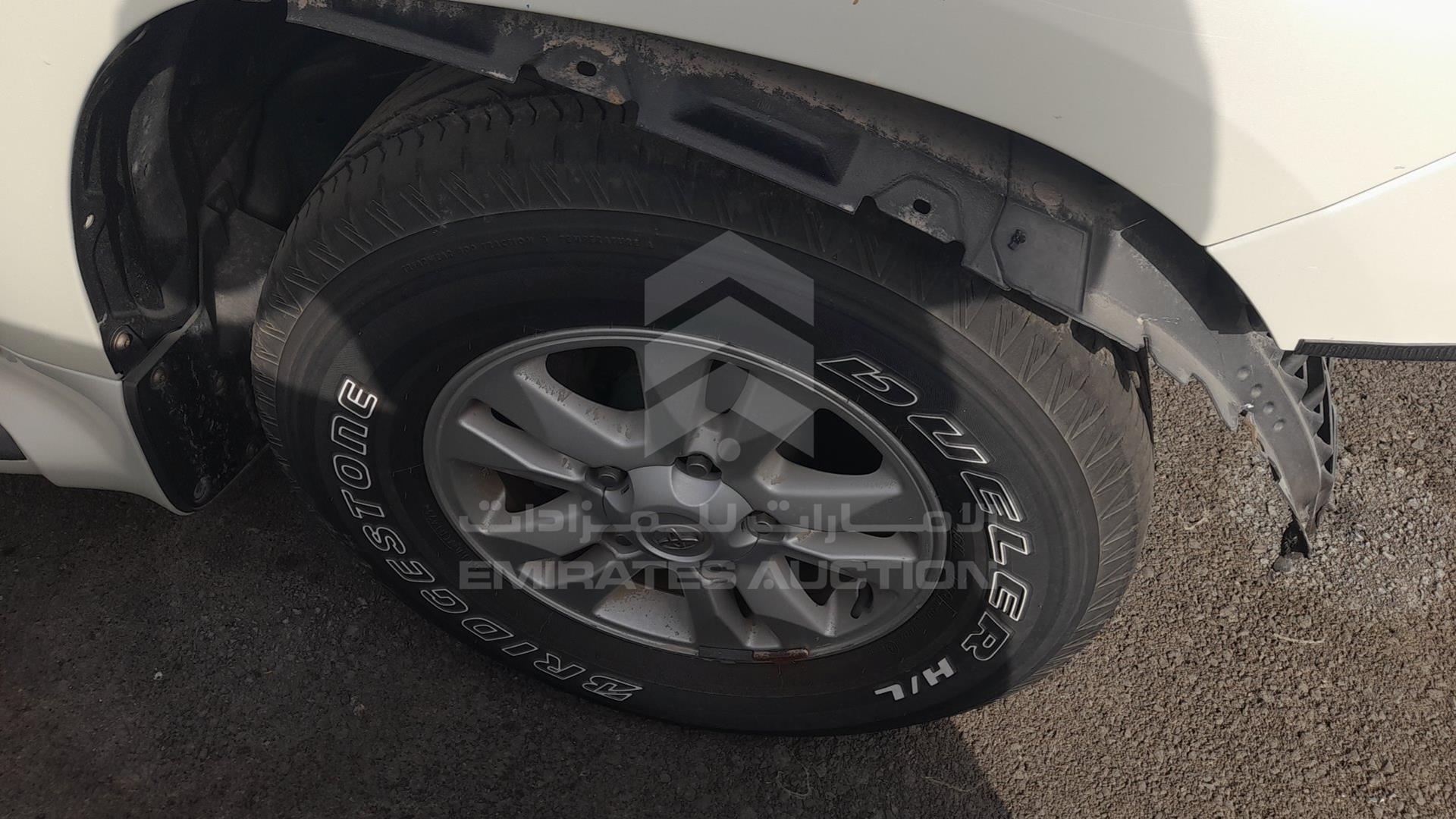 2011 TOYOTA LAND CRUISER VIN: JTMHU09J3B4042340