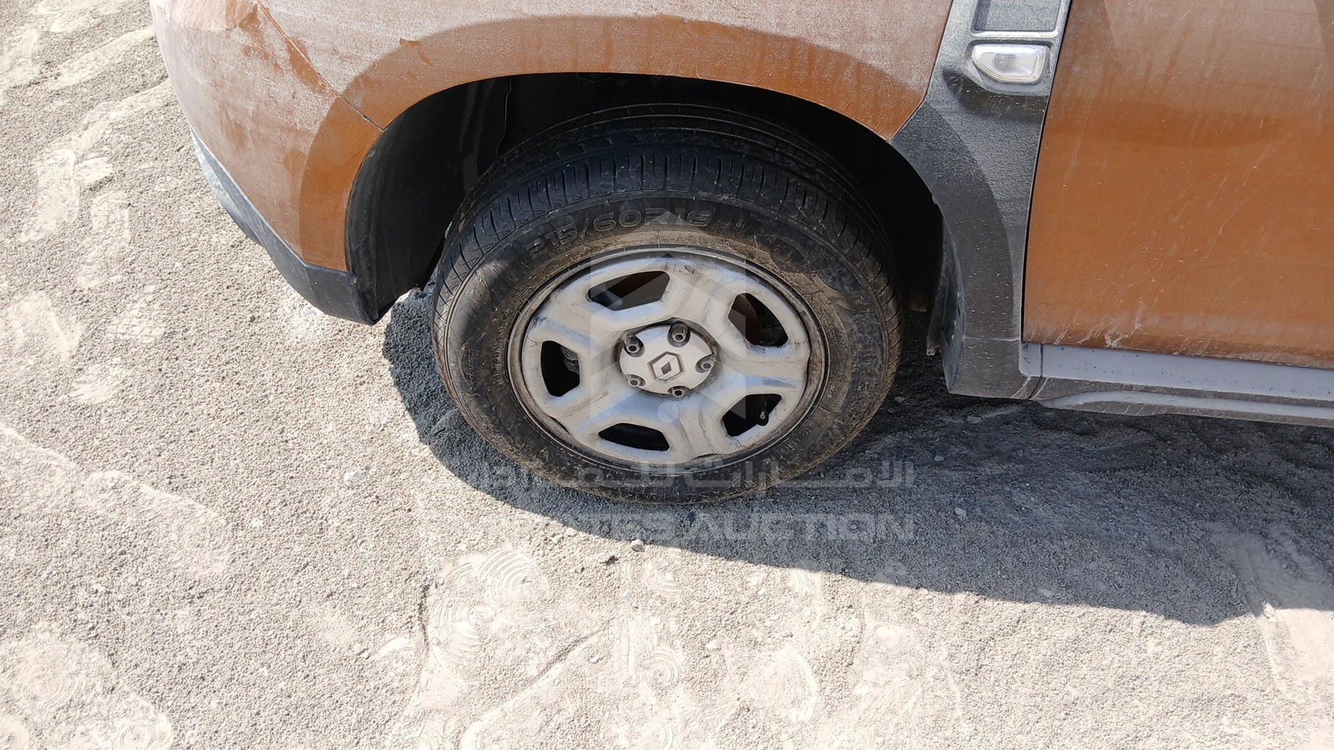 2020 RENAULT DUSTER VIN: VF1HSRMX1LA564178