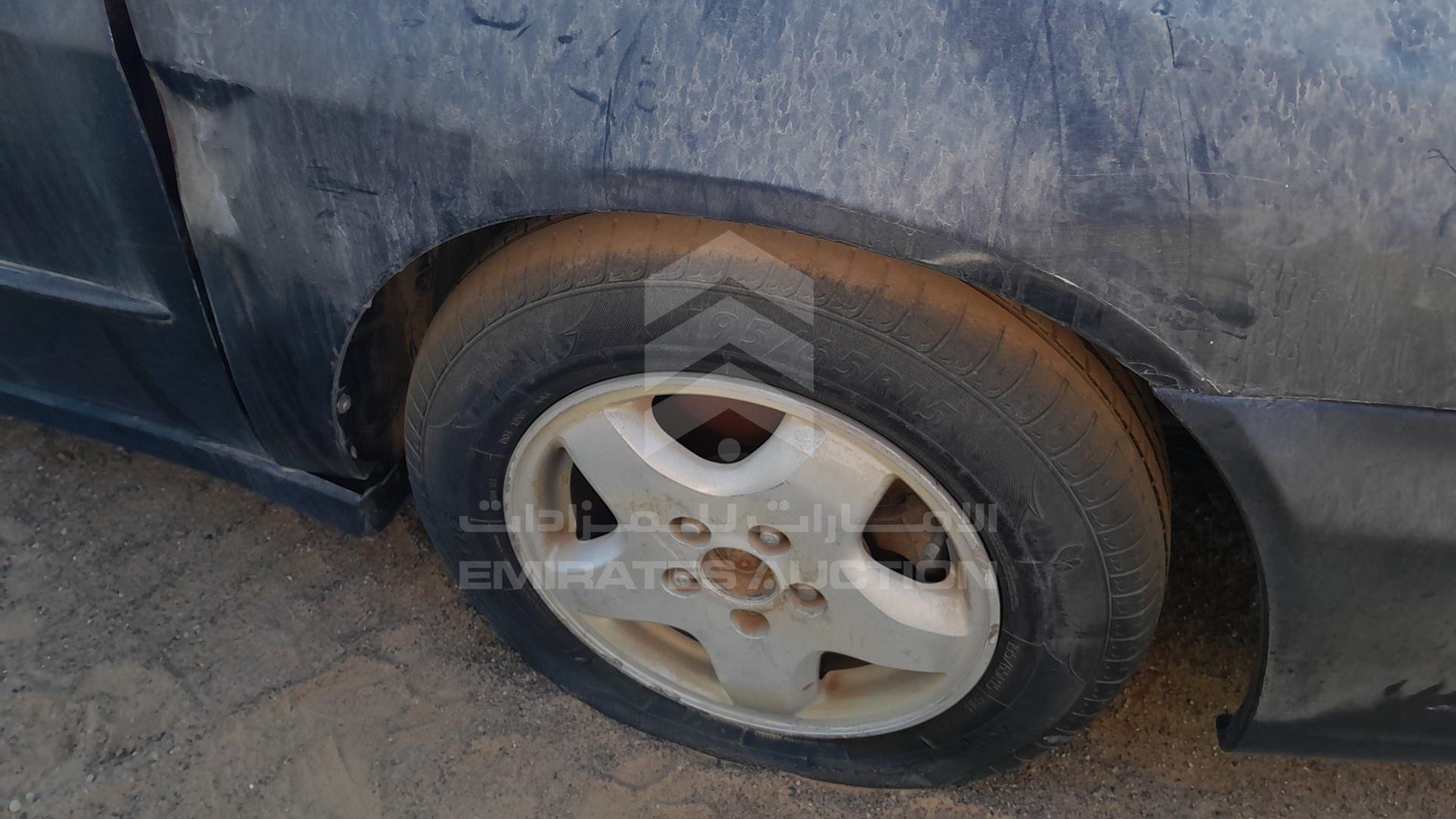 1998 HONDA ACCORD VIN: 1HGCG165XWA012937