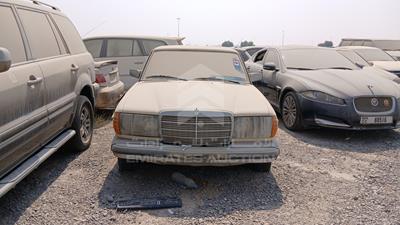مرسيدس دي 300 1977