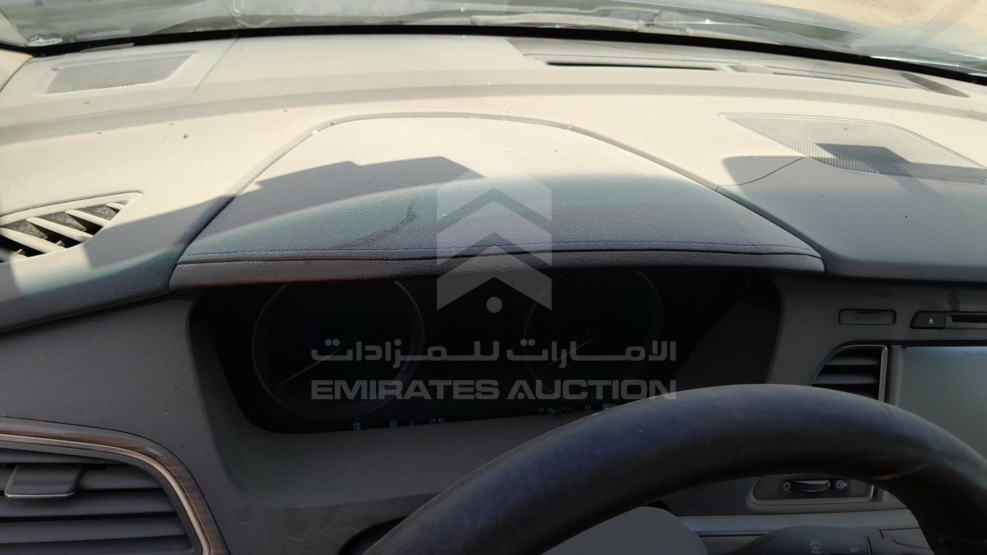 2015 HYUNDAI SONATA VIN: 5NPE34AF4FH255219