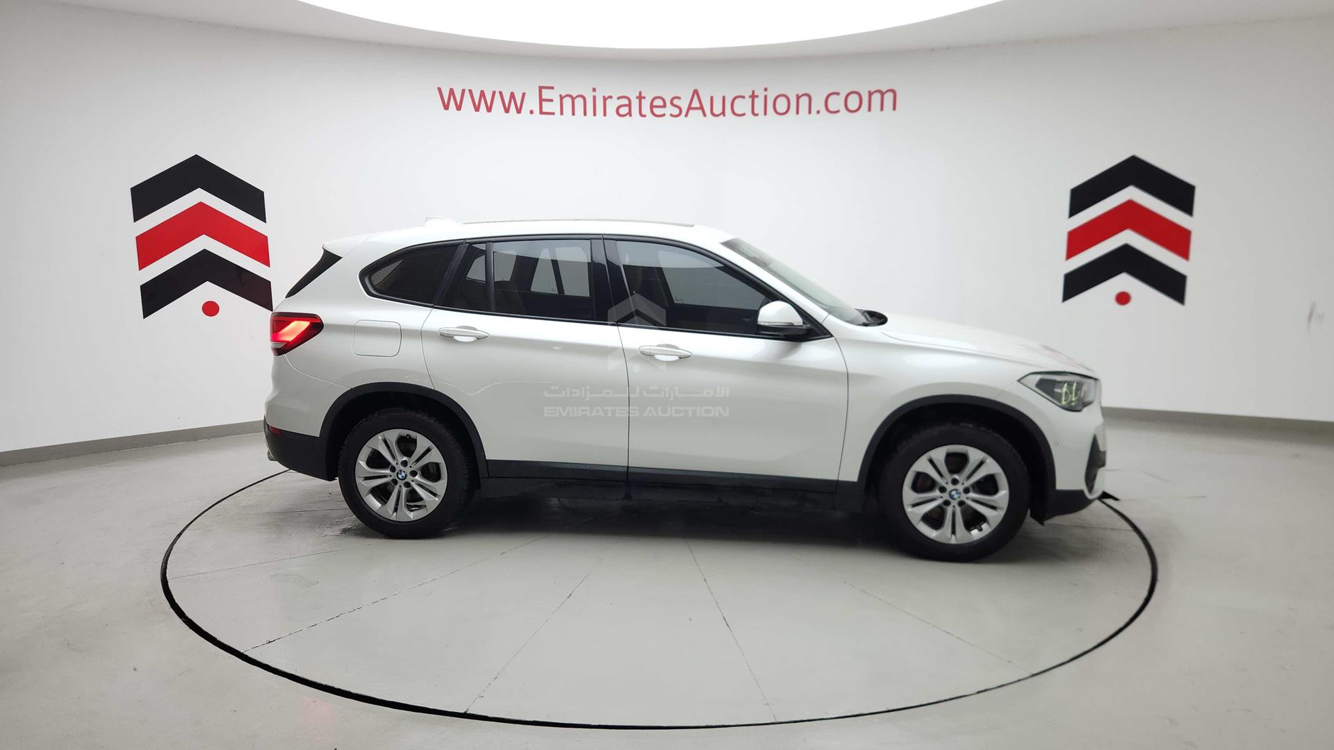 2022 BMW X1 VIN: WBA71AA04N3N77634