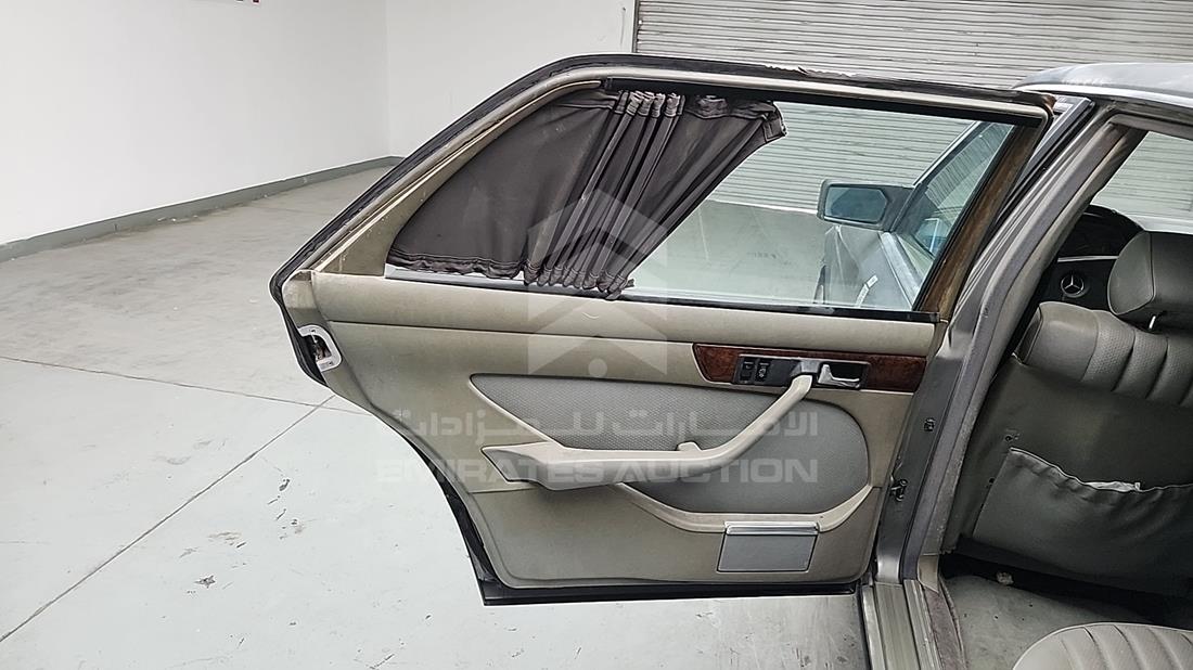 1990 Mercedes 300 SEL — Rear Left Door — Photo 18