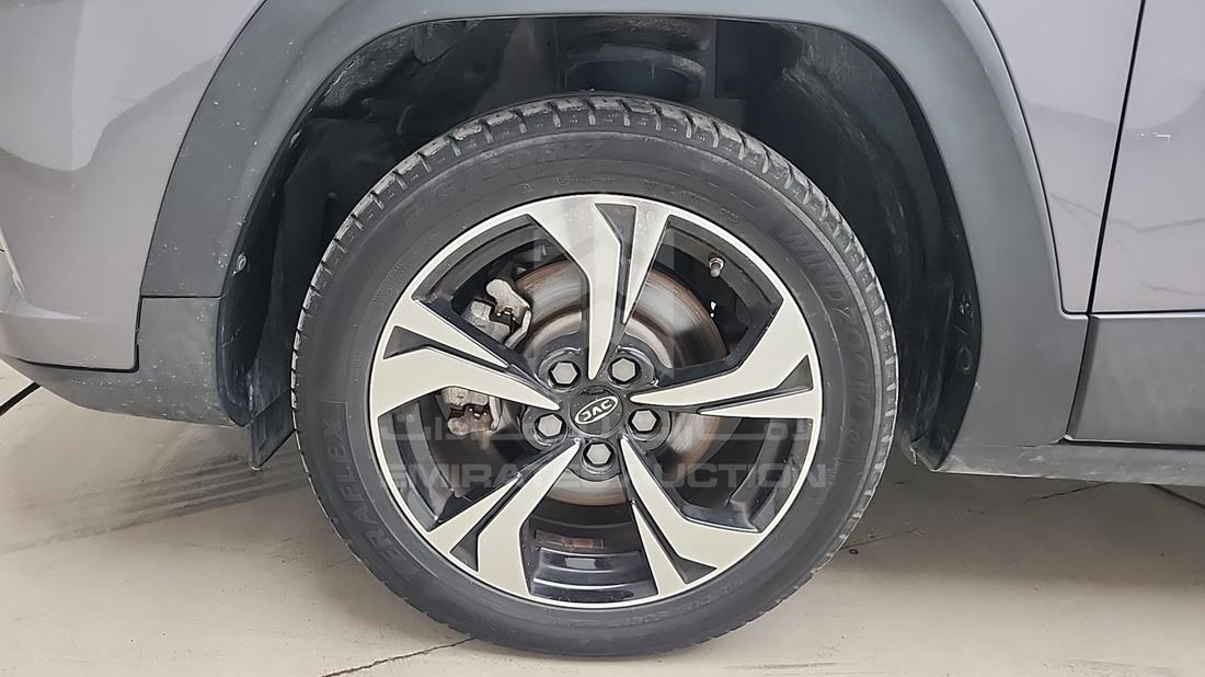 2023 JAC JS4 — Front Left Tyre — Photo 38