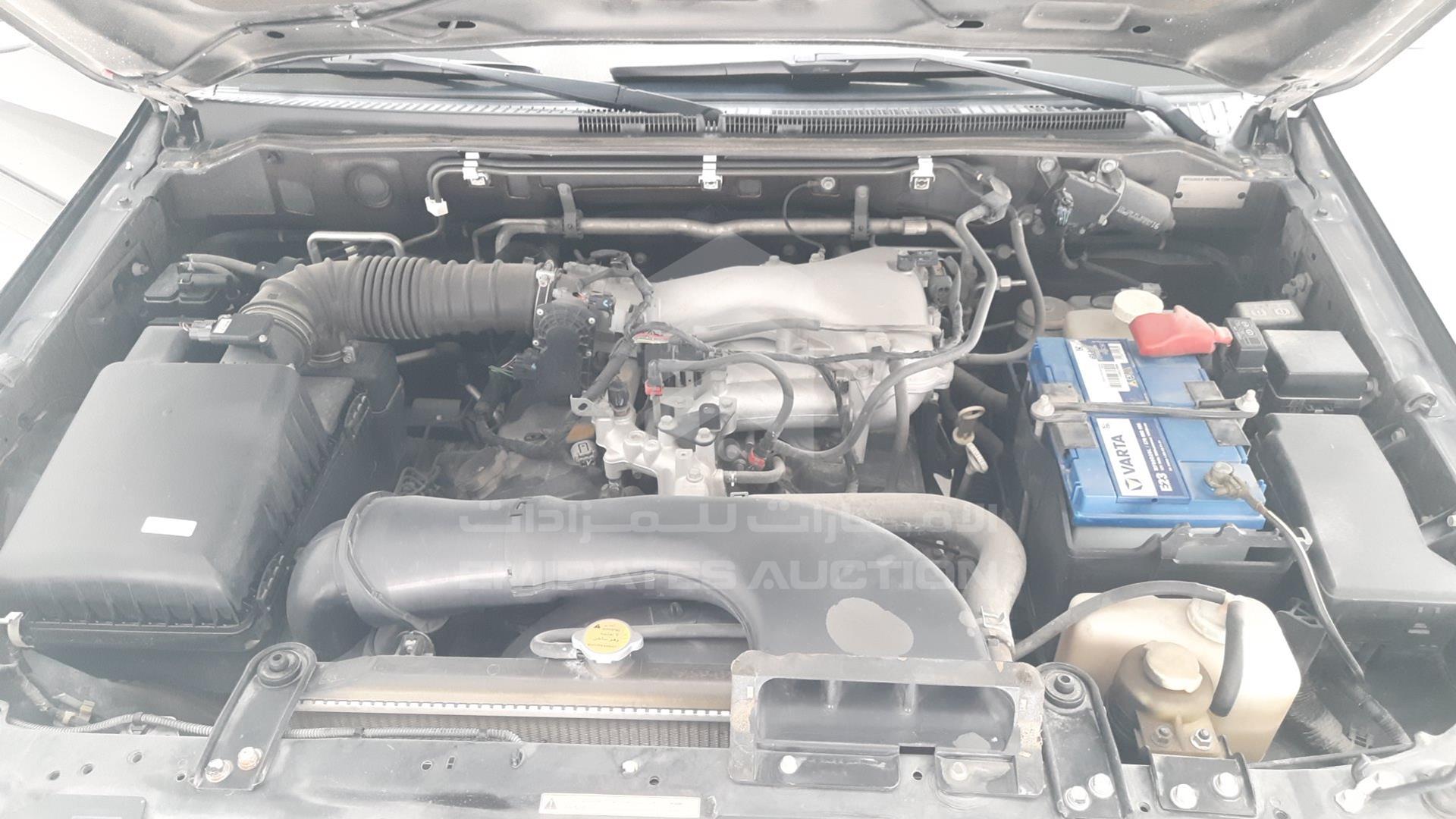 2011 MITSUBISHI PAJERO VIN: JMYLRV95WBJ706153