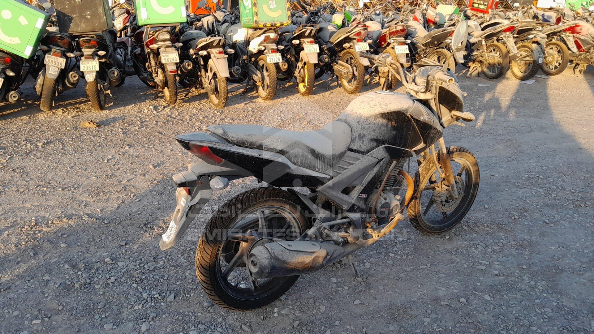 2016 HONDA UNICORN 160 VIN: ME4KC204FG8026364