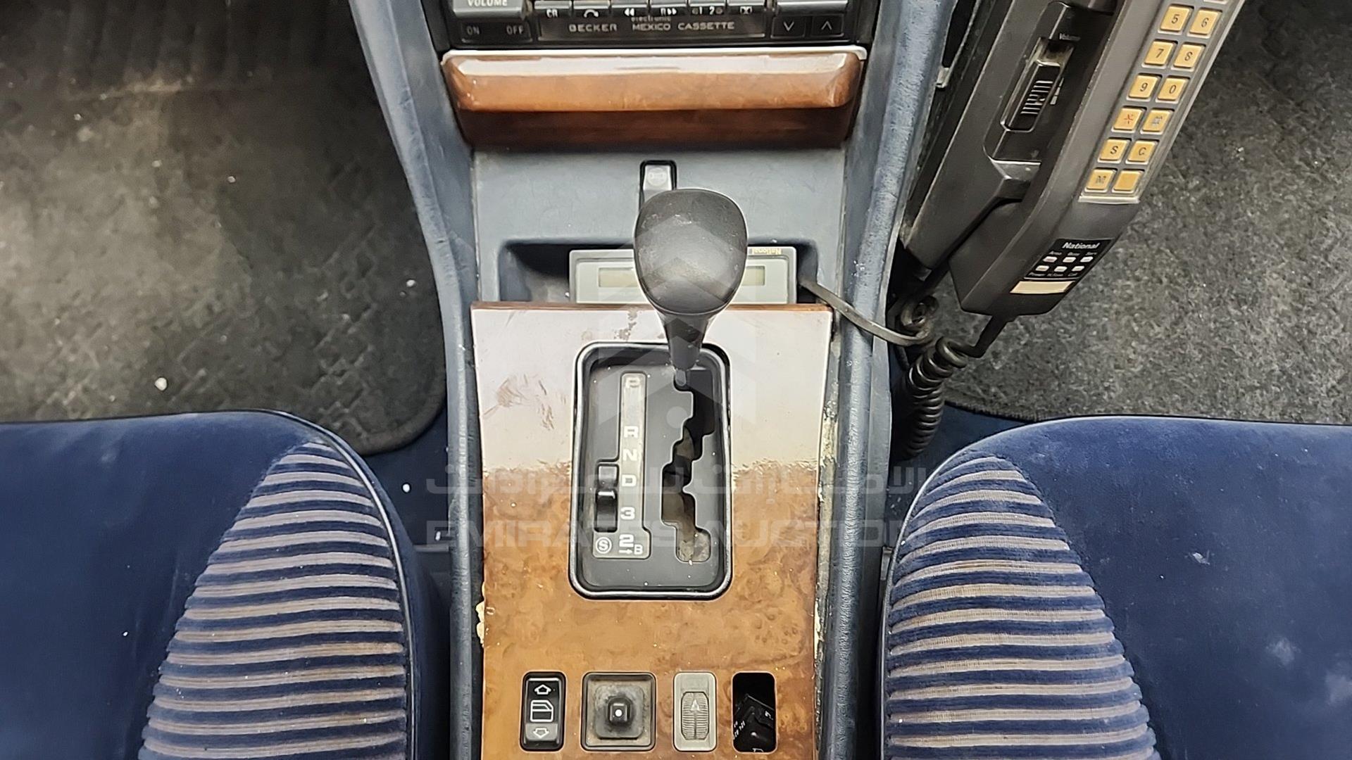 1988 MERCEDES SEL 560 VIN: WDB1260371A413501