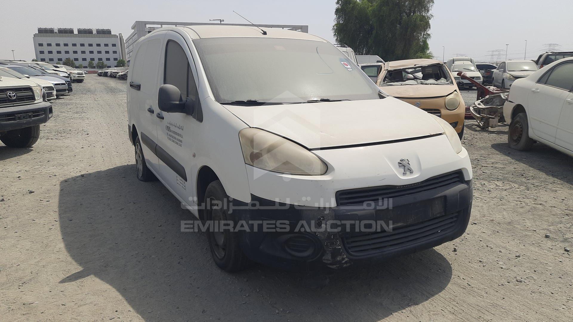 2015 PEUGEOT PARTNER VIN: VF37ENFUXFJ515832