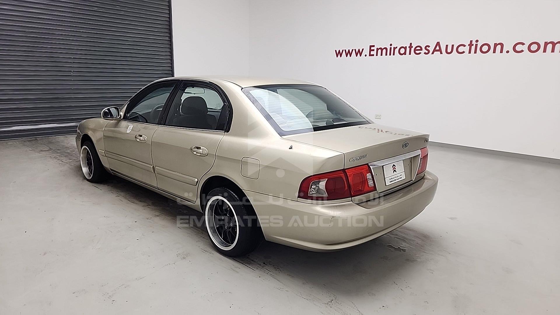 2004 KIA OPTIMA VIN: KNAGD224145327950