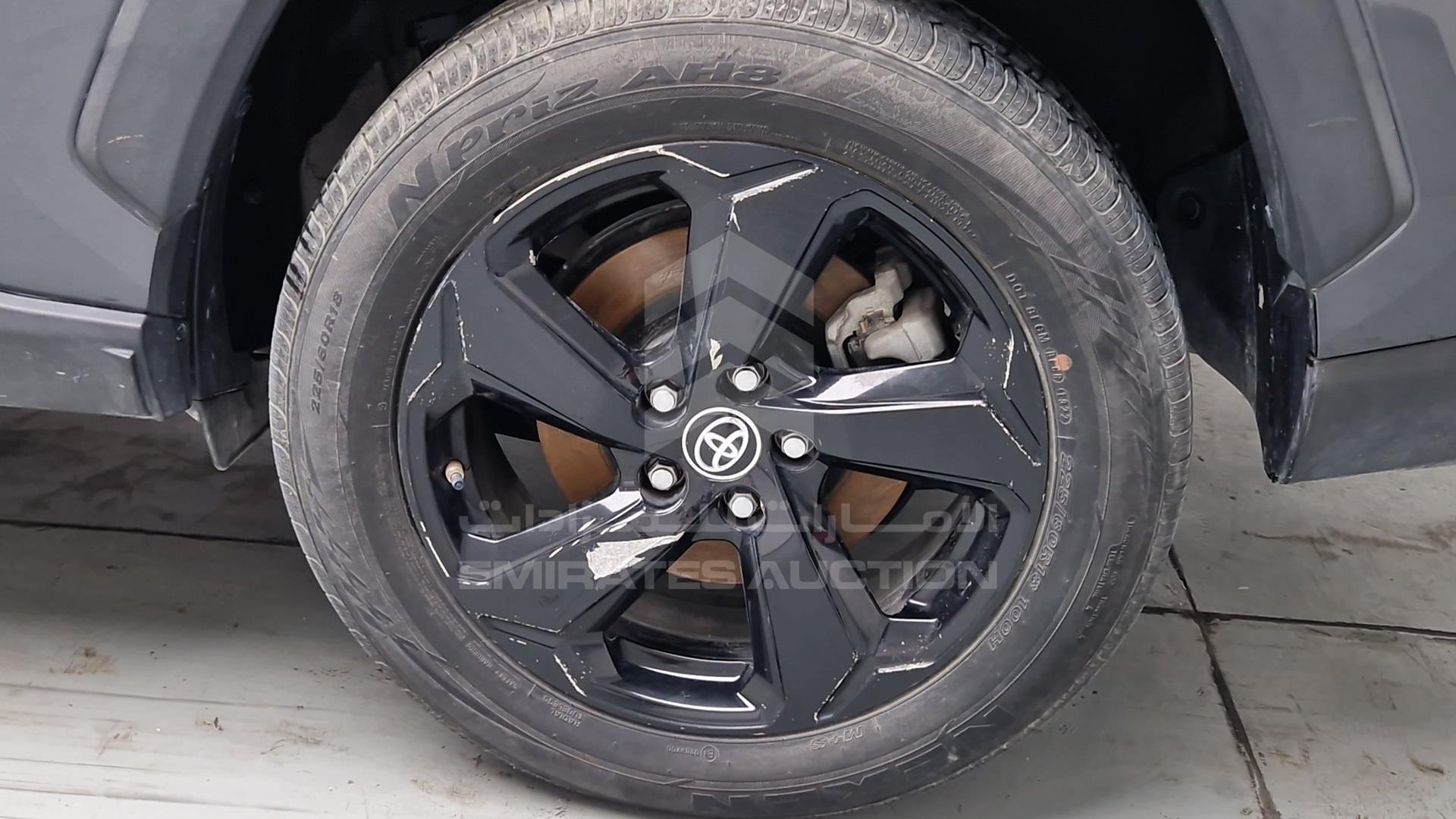 2021 TOYOTA RAV-4 VIN: JTMDW3FV5MD102476