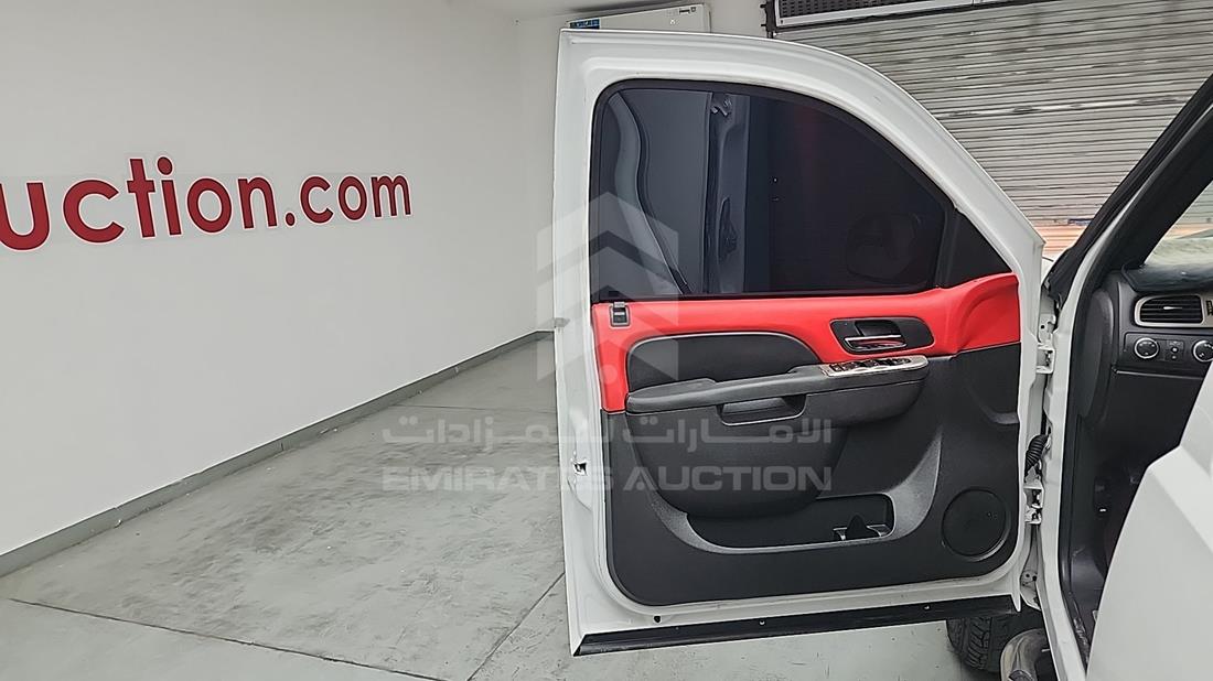 2011 GMC Sierra — Front Left Door — Photo 10