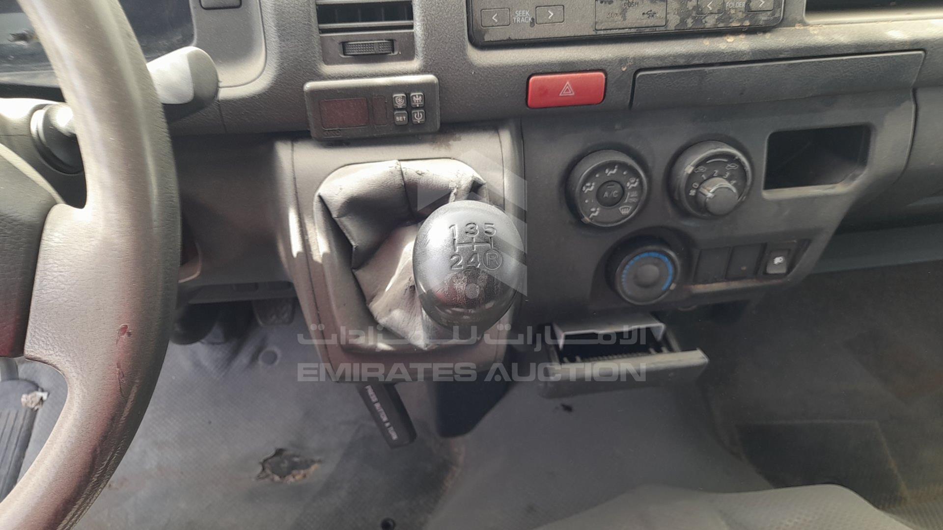 2015 TOYOTA HIACE VIN: JTFPX22P0F0057959