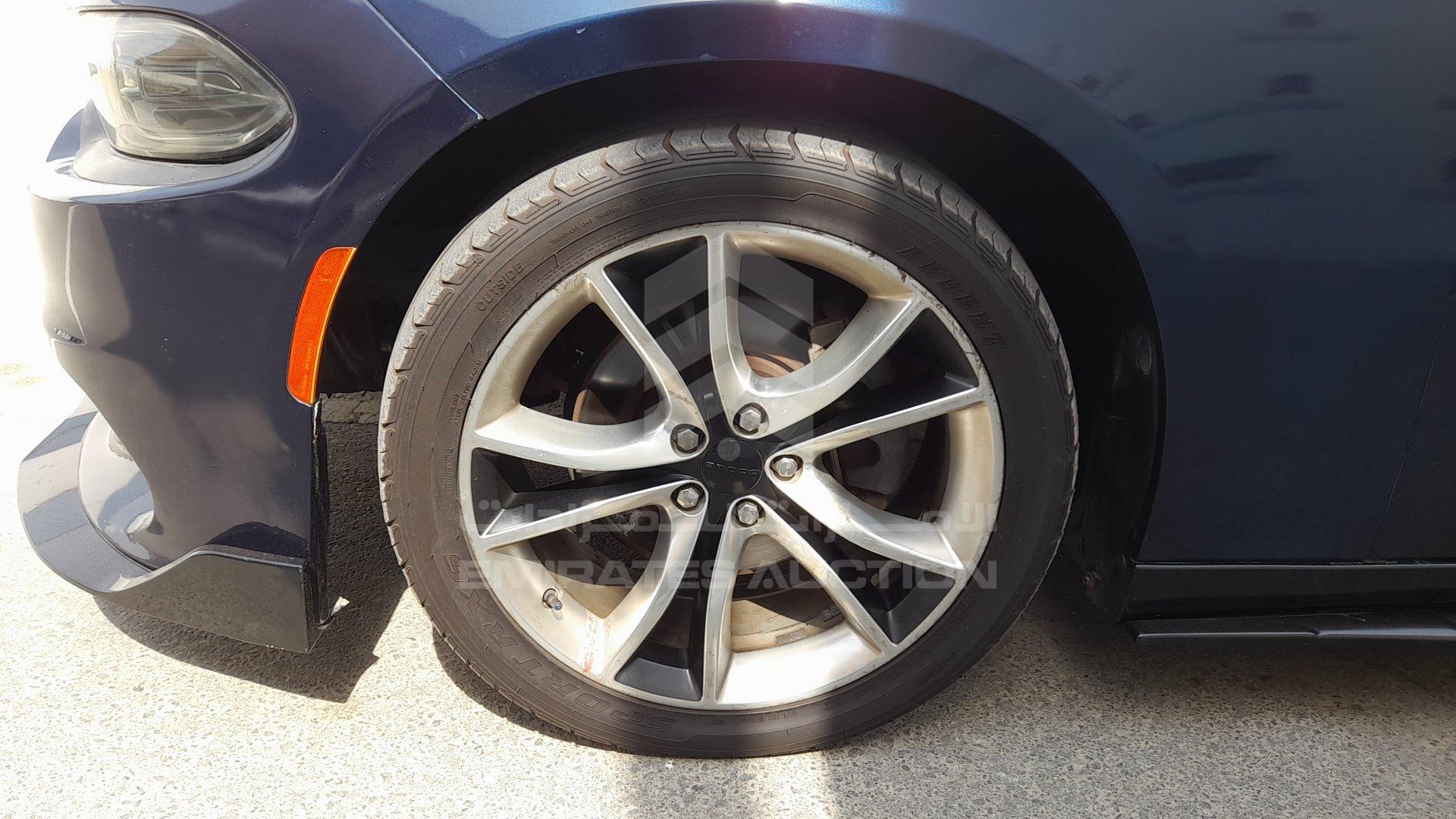 2C3CDXCT8FH738413 - 2015 Dodge Charger - #354198