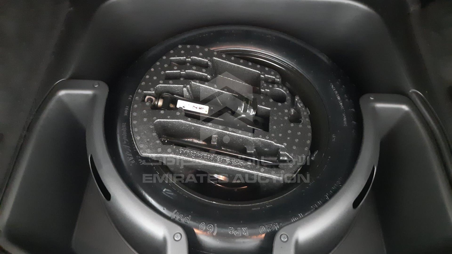2019 JEEP GRAND CHEROKEE VIN: 1C4RJFAG5KC526788