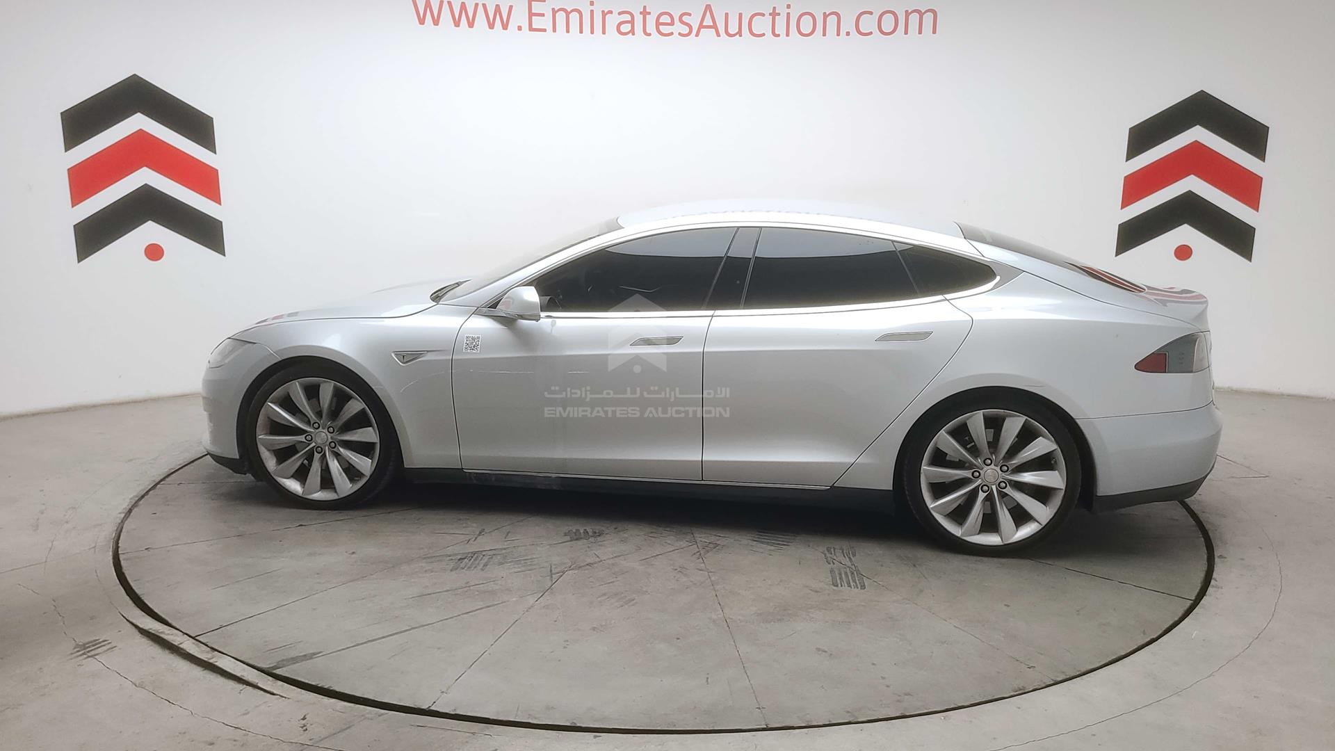 2013 TESLA MODEL S VIN: 5YJSA1DP0DFP23230