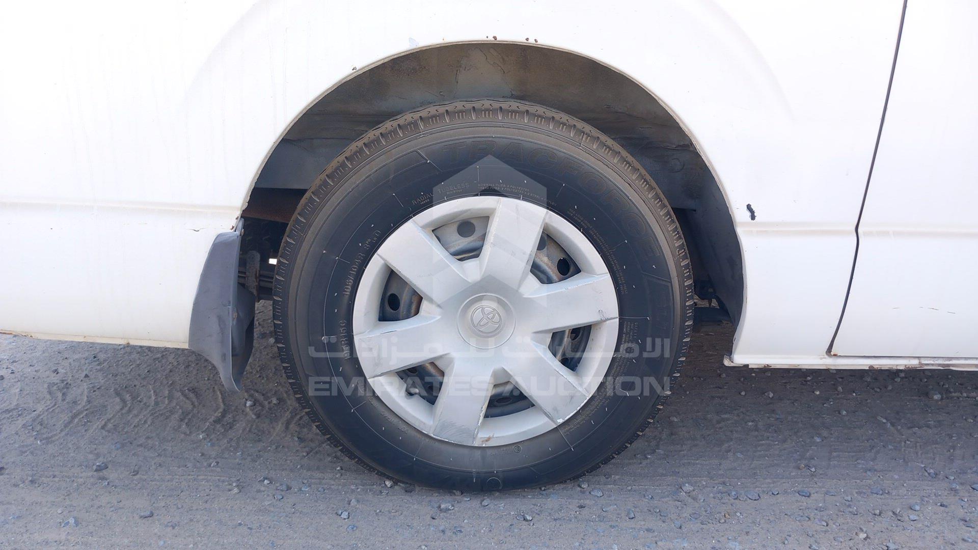 2009 TOYOTA HIACE VIN: JTFHX02PX90036243