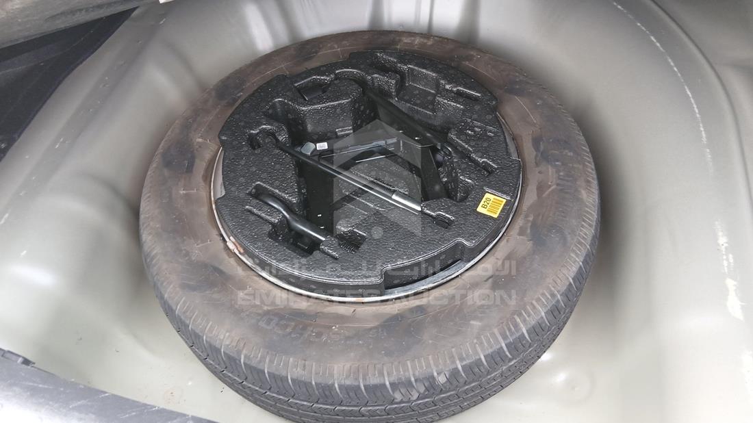 كيا سيراتو 2023 — الإطار الاحتياطي — صورة 21