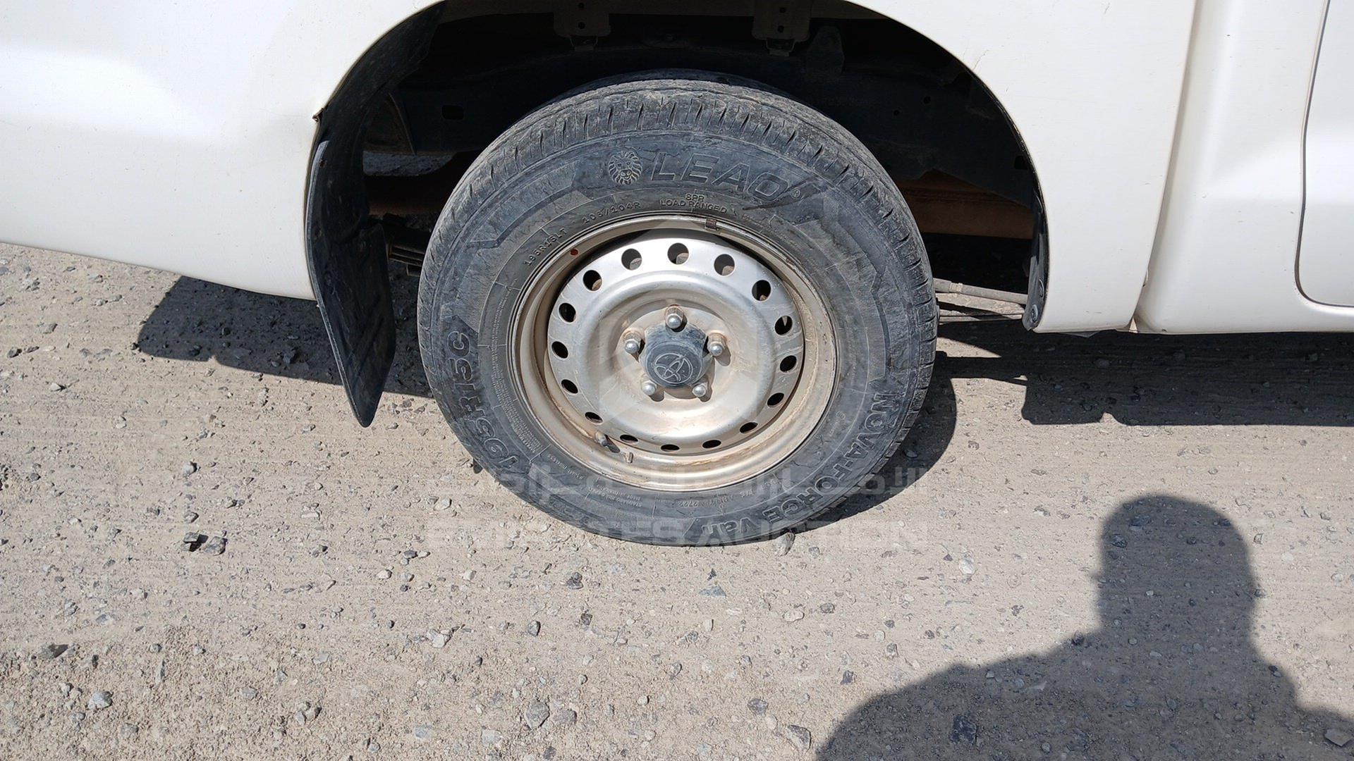 2015 TOYOTA HILUX VIN: MR0EX12G1F2353265