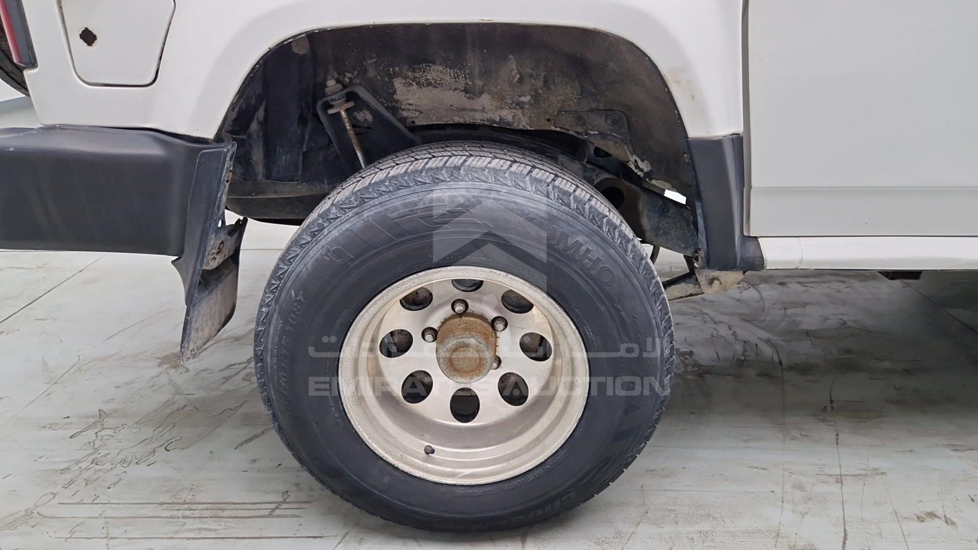 2001 DAIHATSU ROCKY VIN: JD2MF929X11001292