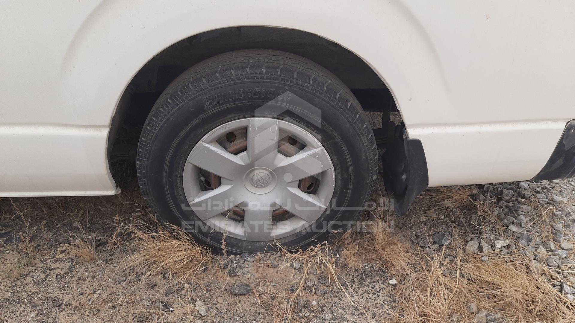 2011 TOYOTA HIACE VIN: JTGJX02PXB5022526