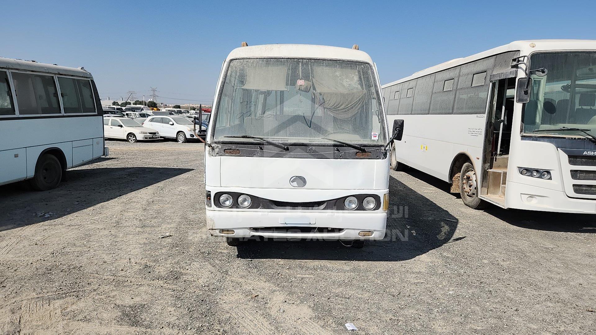 2004 EICHER --- VIN: MC221FFL641099604