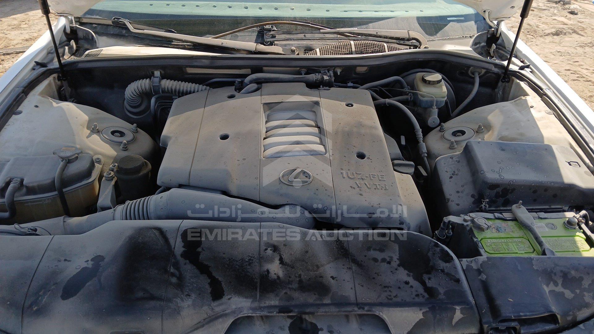 1998 LEXUS LS400 VIN: JT8BH28F8W0123543