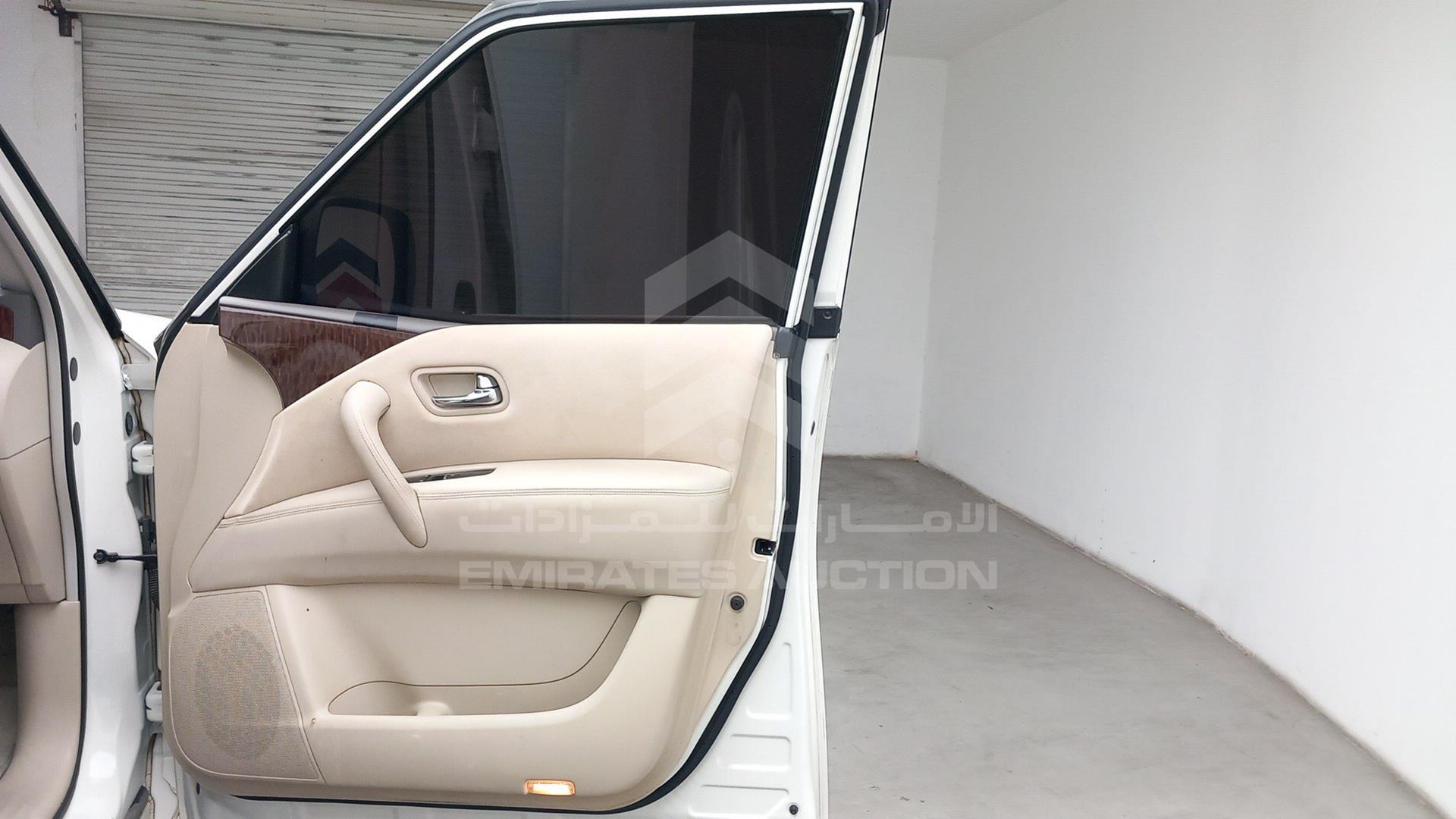 2017 NISSAN PATROL VIN: JN8BY2NY6H9002049