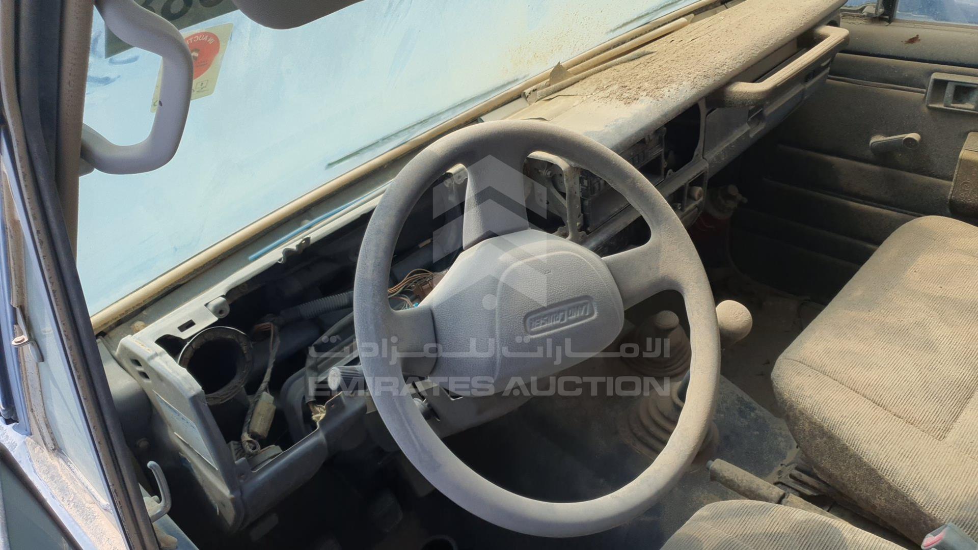 2005 TOYOTA LAND CRUISER VIN: JTFLB71J058007392