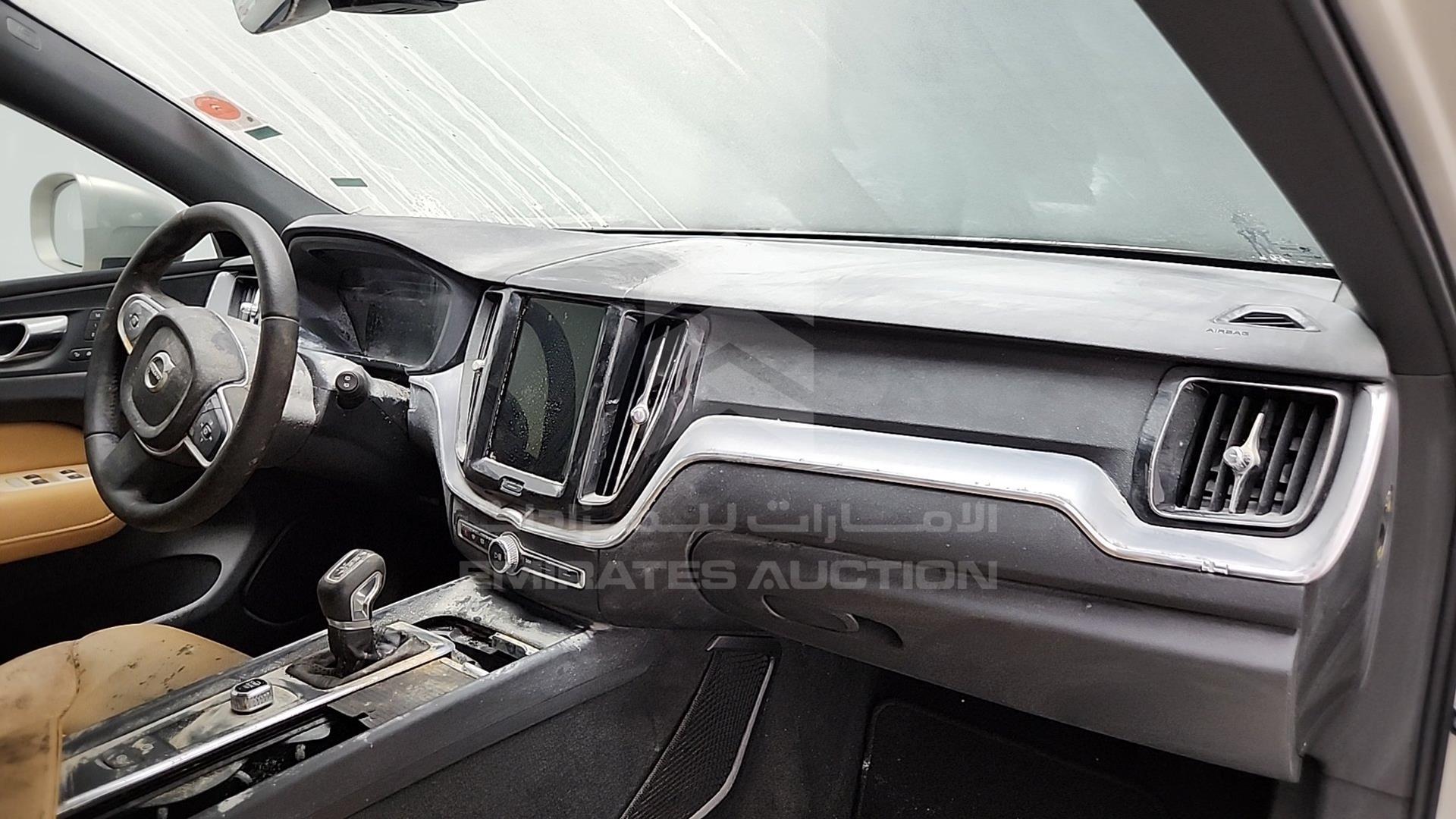 2018 VOLVO XC 60 VIN: YV110AUZ5J1066987