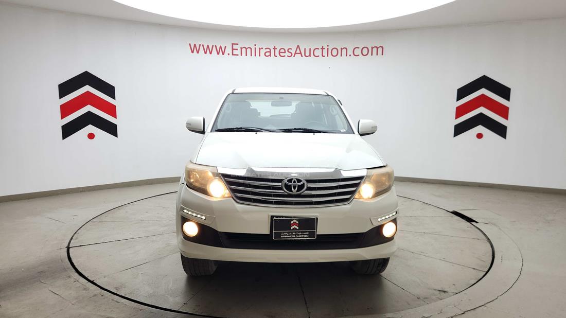 2015 Toyota Fortuner — 360-degree view