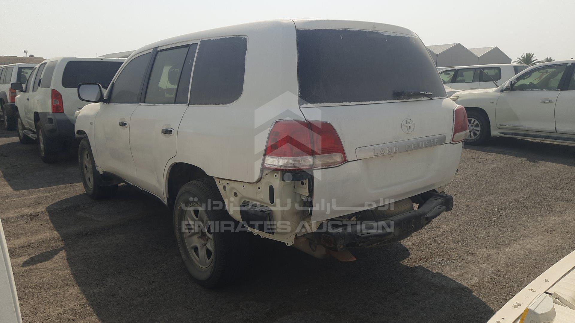 2011 TOYOTA LAND CRUISER VIN: JTMDU09J5B4034836