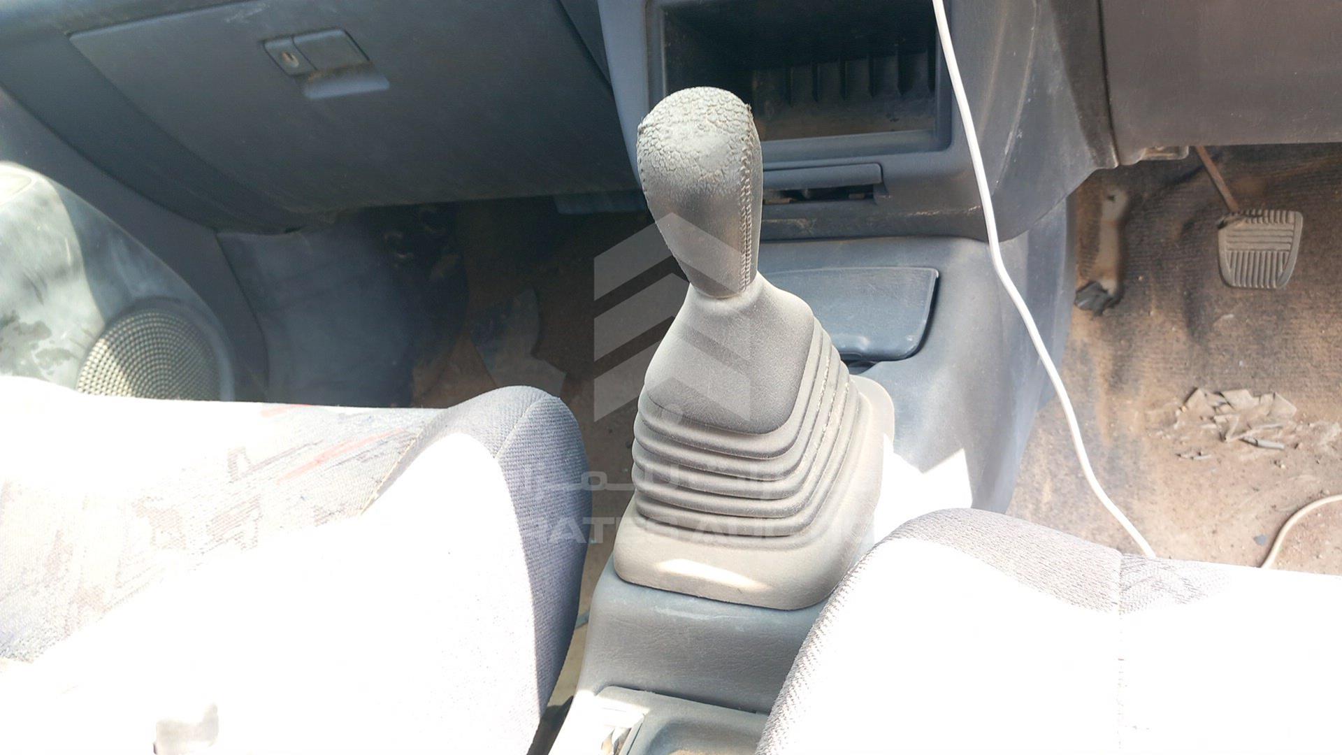 2001 TOYOTA RAV-4 VIN: SXA10-0190757