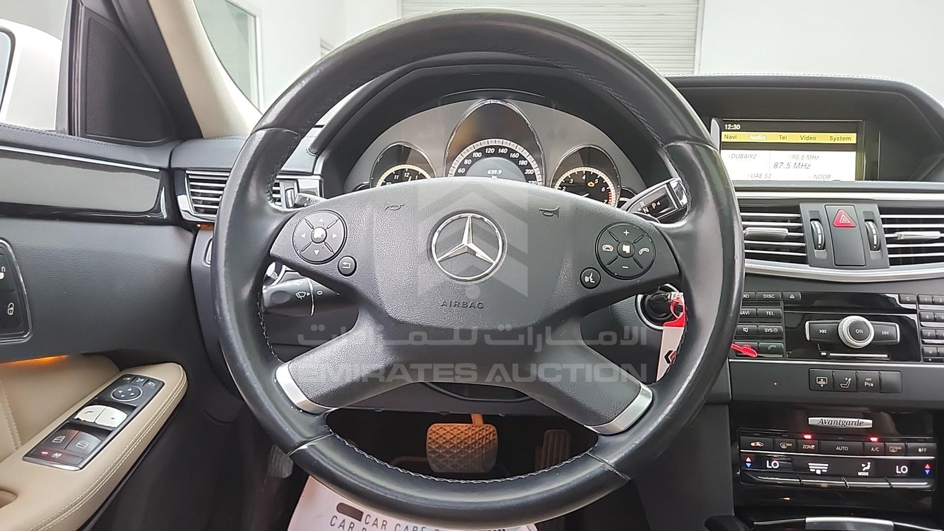 2011 MERCEDES E 300 VIN: WDDHF5EB5BA446138