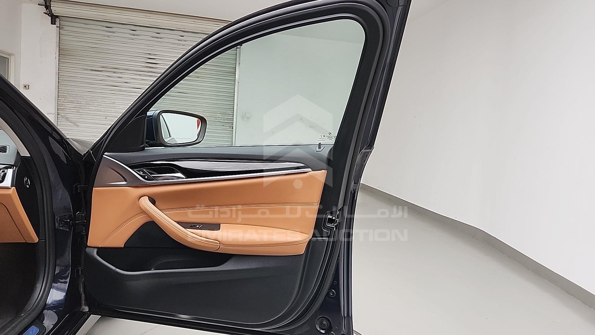 2020 BMW 520 VIN: WBAJT1A07LCE33656