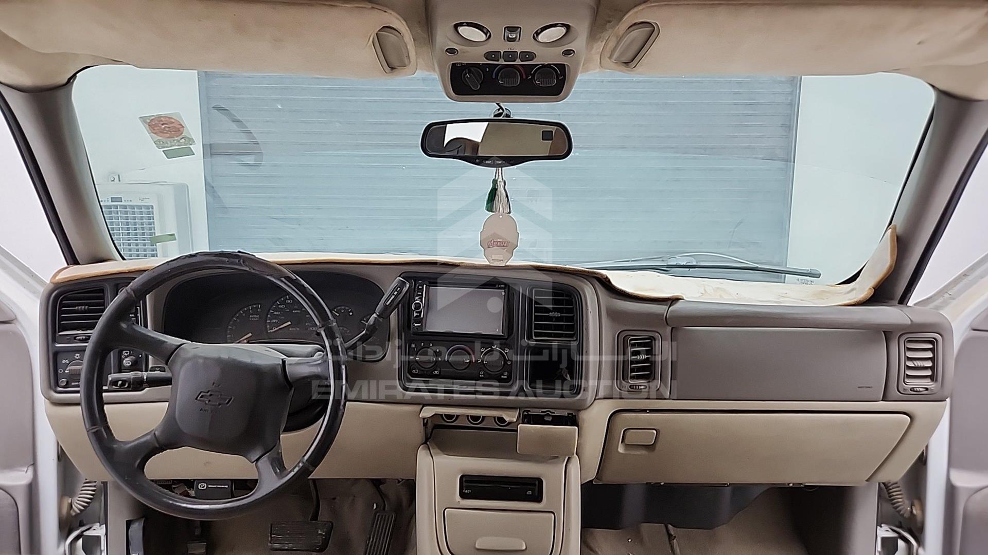 2002 CHEVROLET TAHOE VIN: 1GNEK13T22J122357