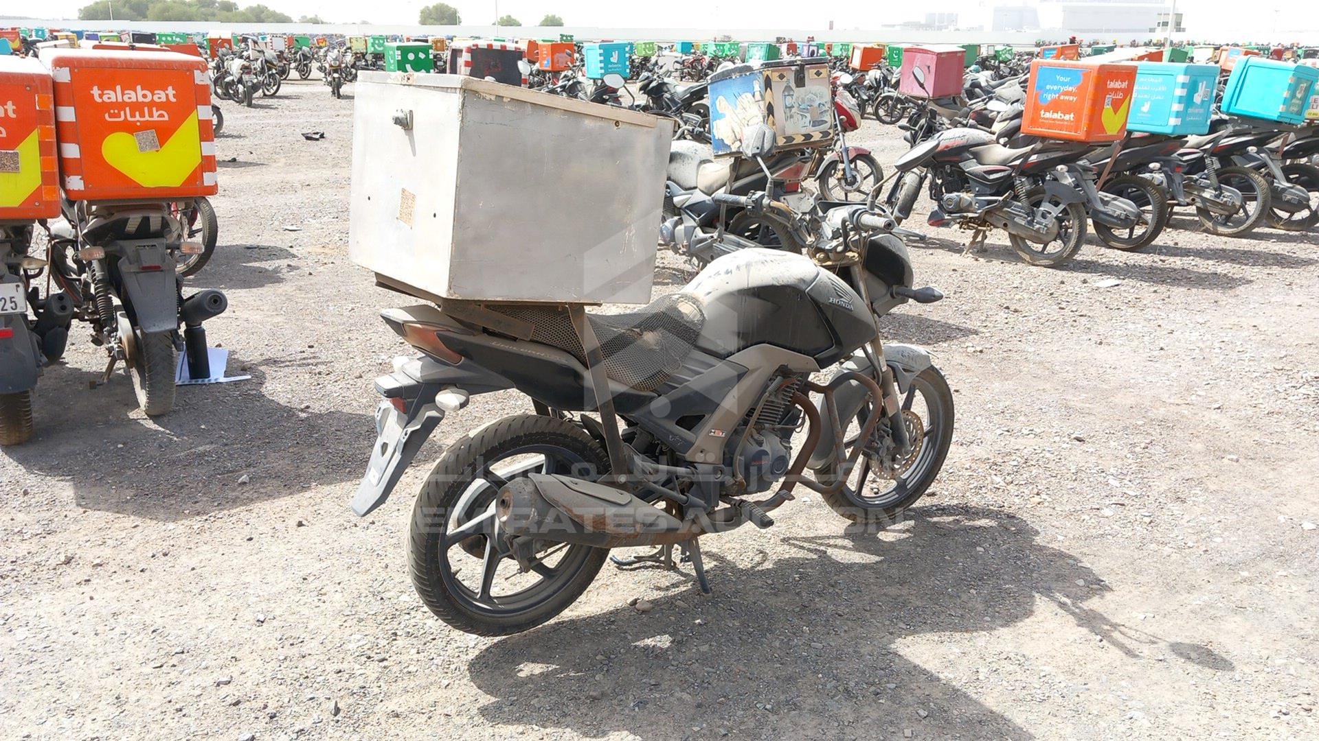 2016 HONDA UNICORN VIN: ME4KC2033G8001858