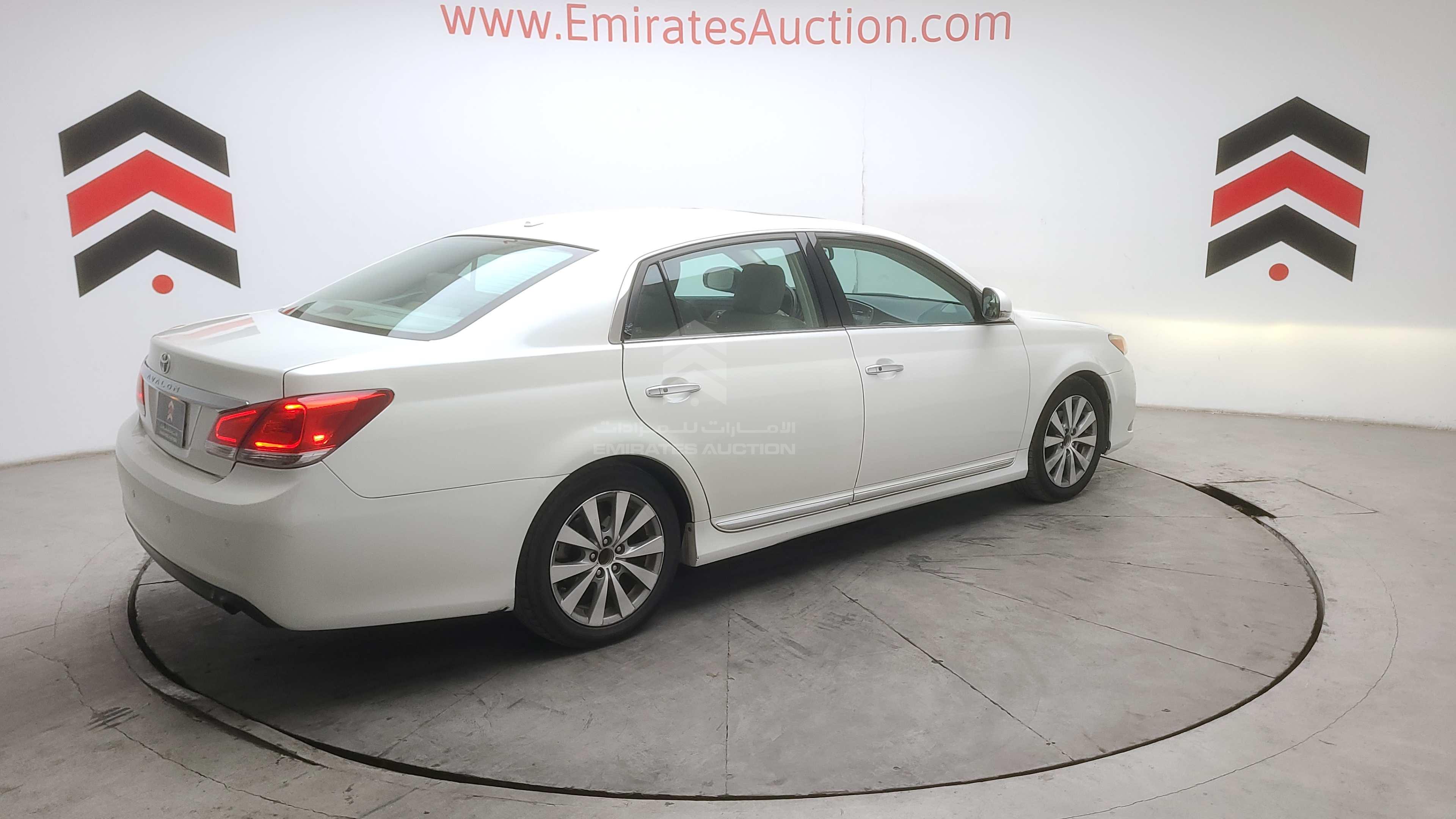 4T1BK36B2BU405586 - 2011 Toyota Avalon - #489716