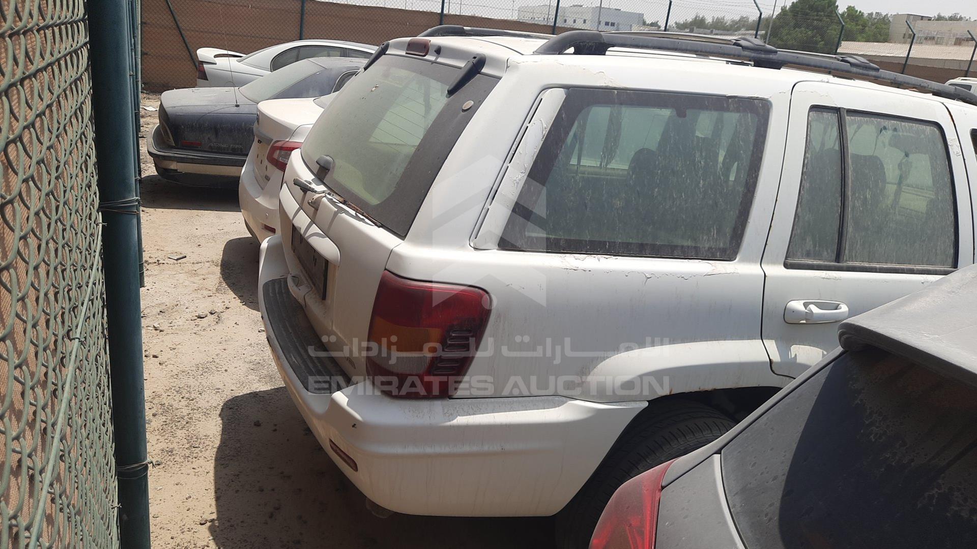 2000 JEEP GRAND CHEROKEE VIN: 1J4GW58N3YY122871
